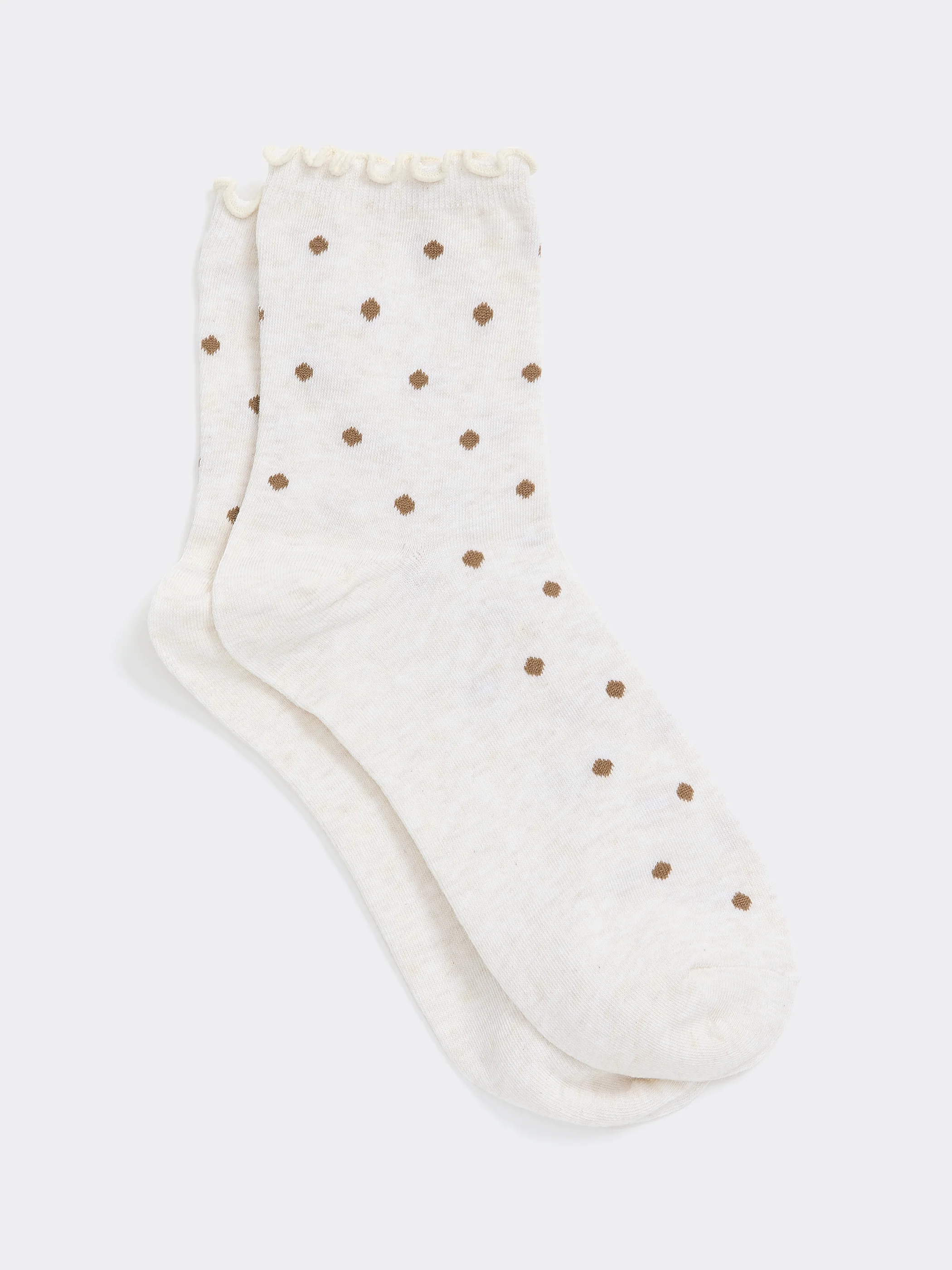 Dotted Anklet Socks with Ruffled Hems - Image 4