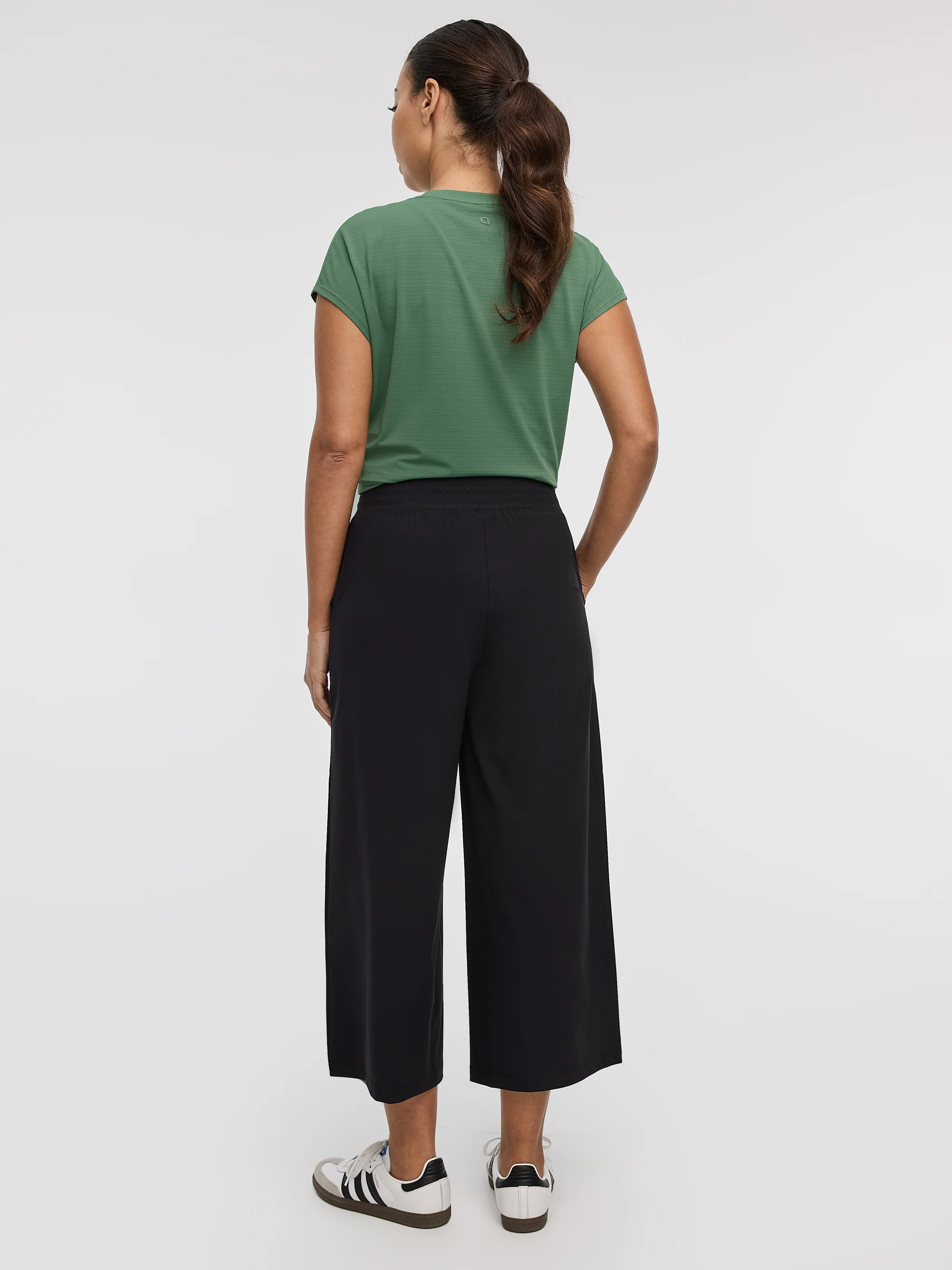 Wide-Leg Cropped Pant - Hyba - Image 4