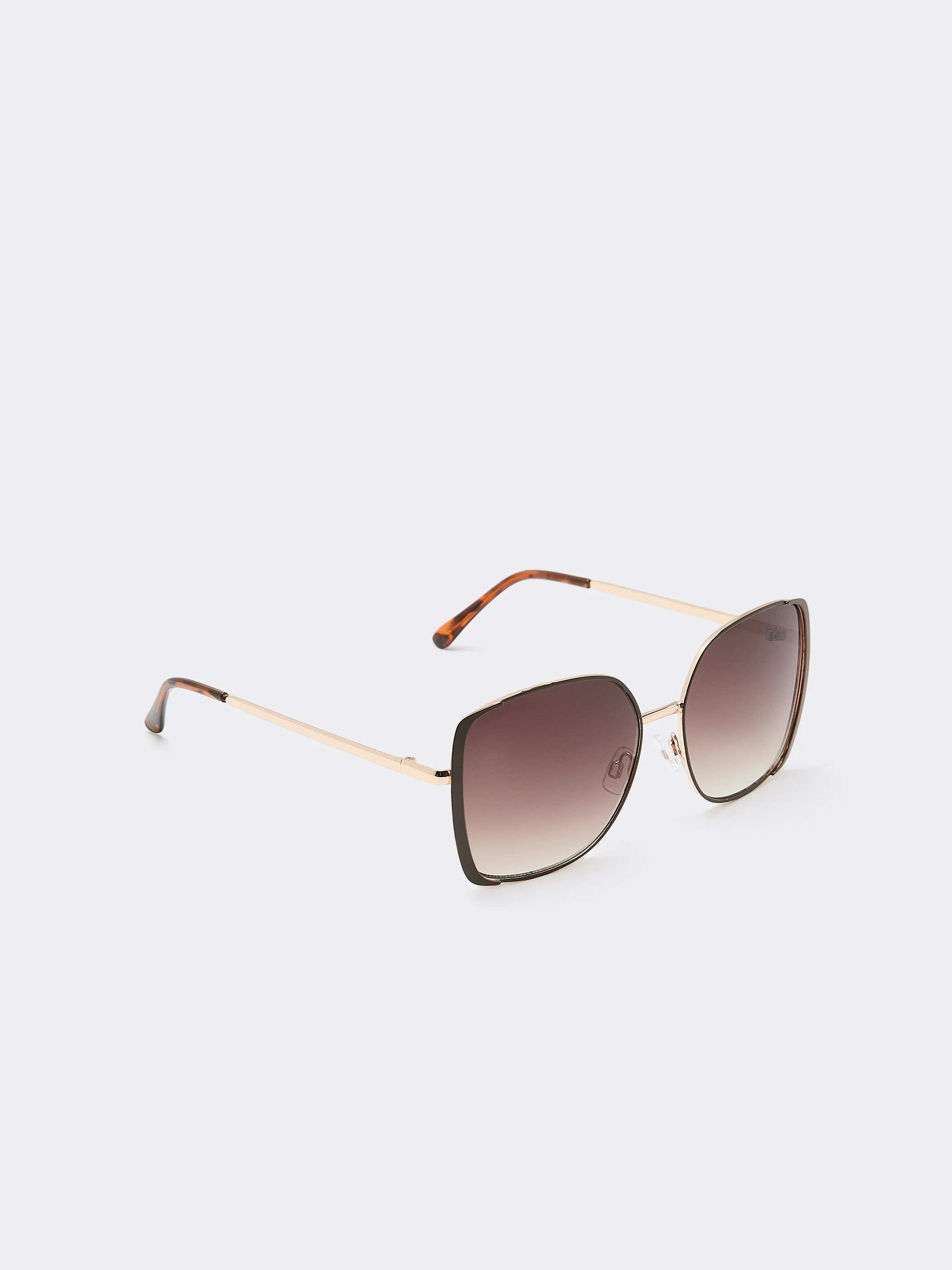 Modern Aviator Sunglasses - Image 2