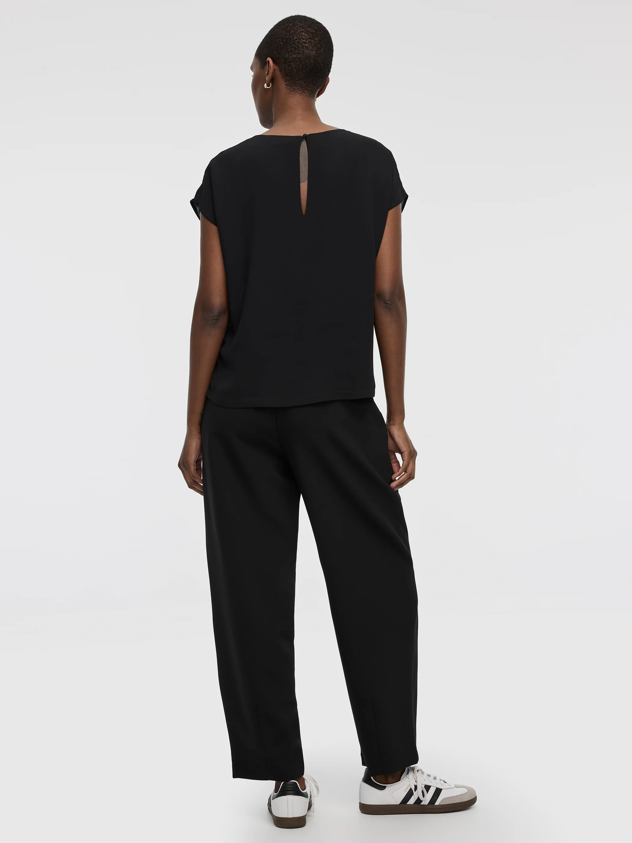 Short-Sleeve Crew-Neck Blouse - Image 3