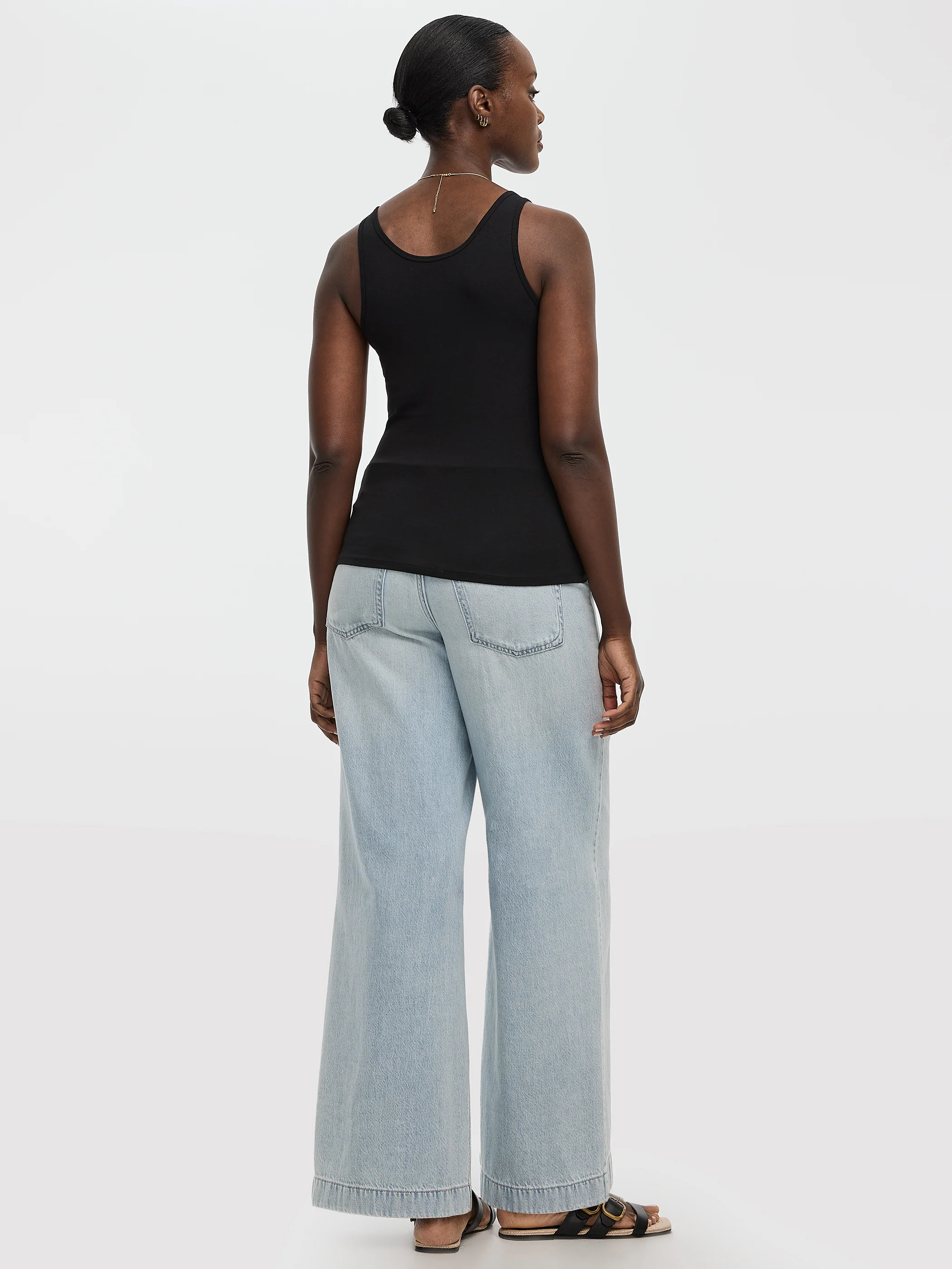 Scoop-Neck Tank Top - R Essentials - Image 3