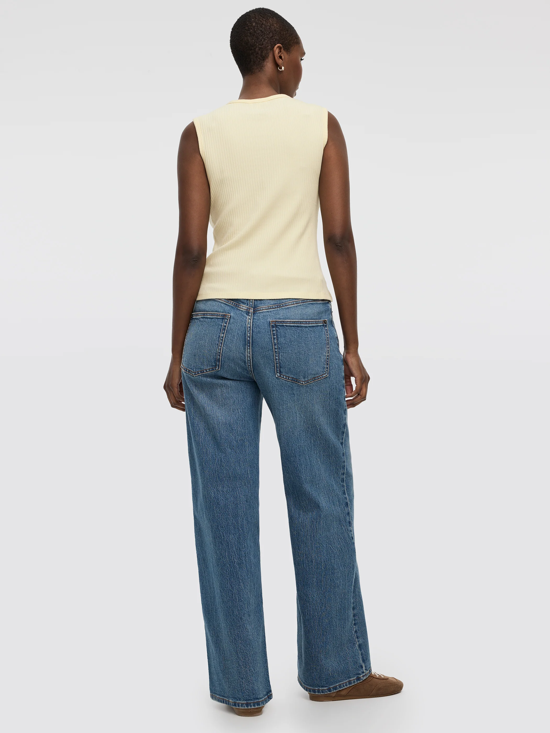 Ribbed Crew-Neck Tank - Image 23