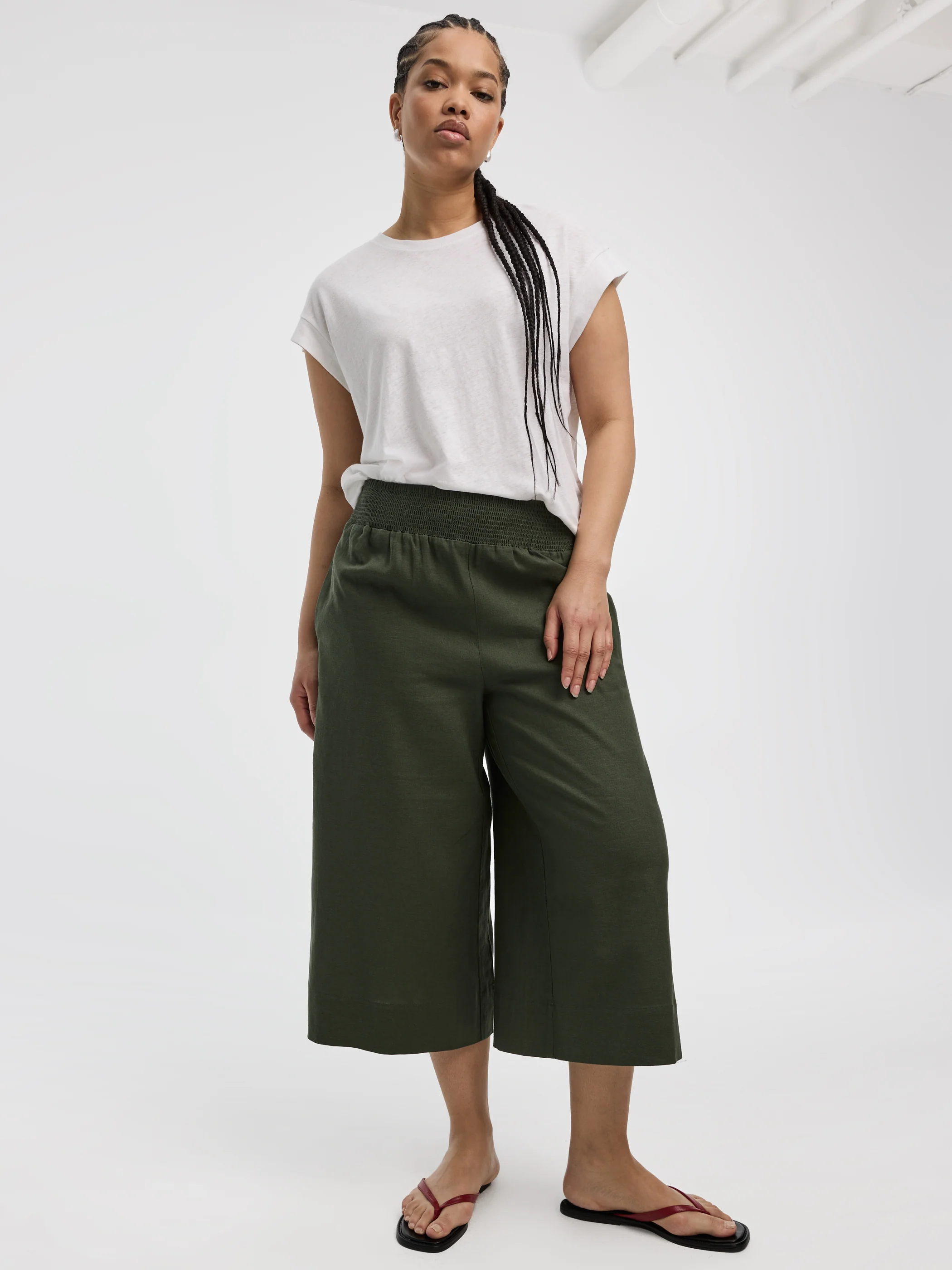 Cropped Wide-Leg Linen-Blend Pant - Image 20