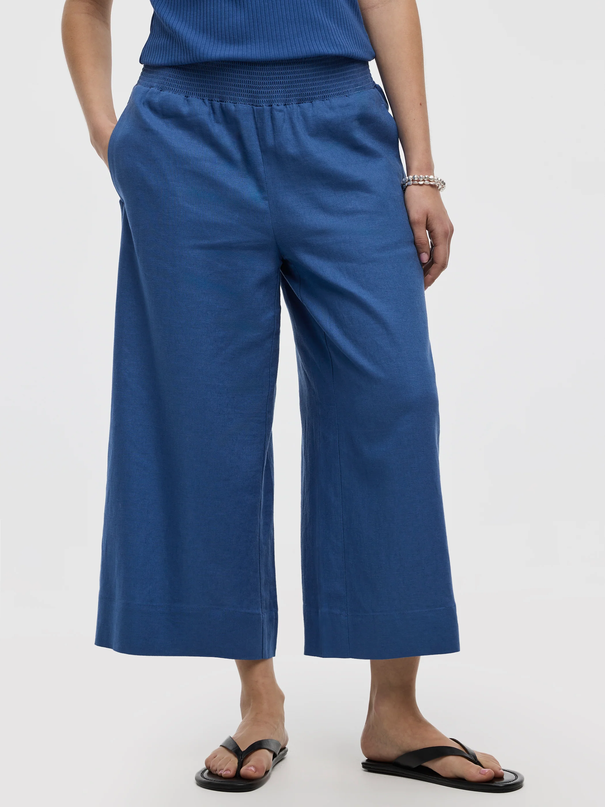 Cropped Wide-Leg Linen-Blend Pant - Image 22