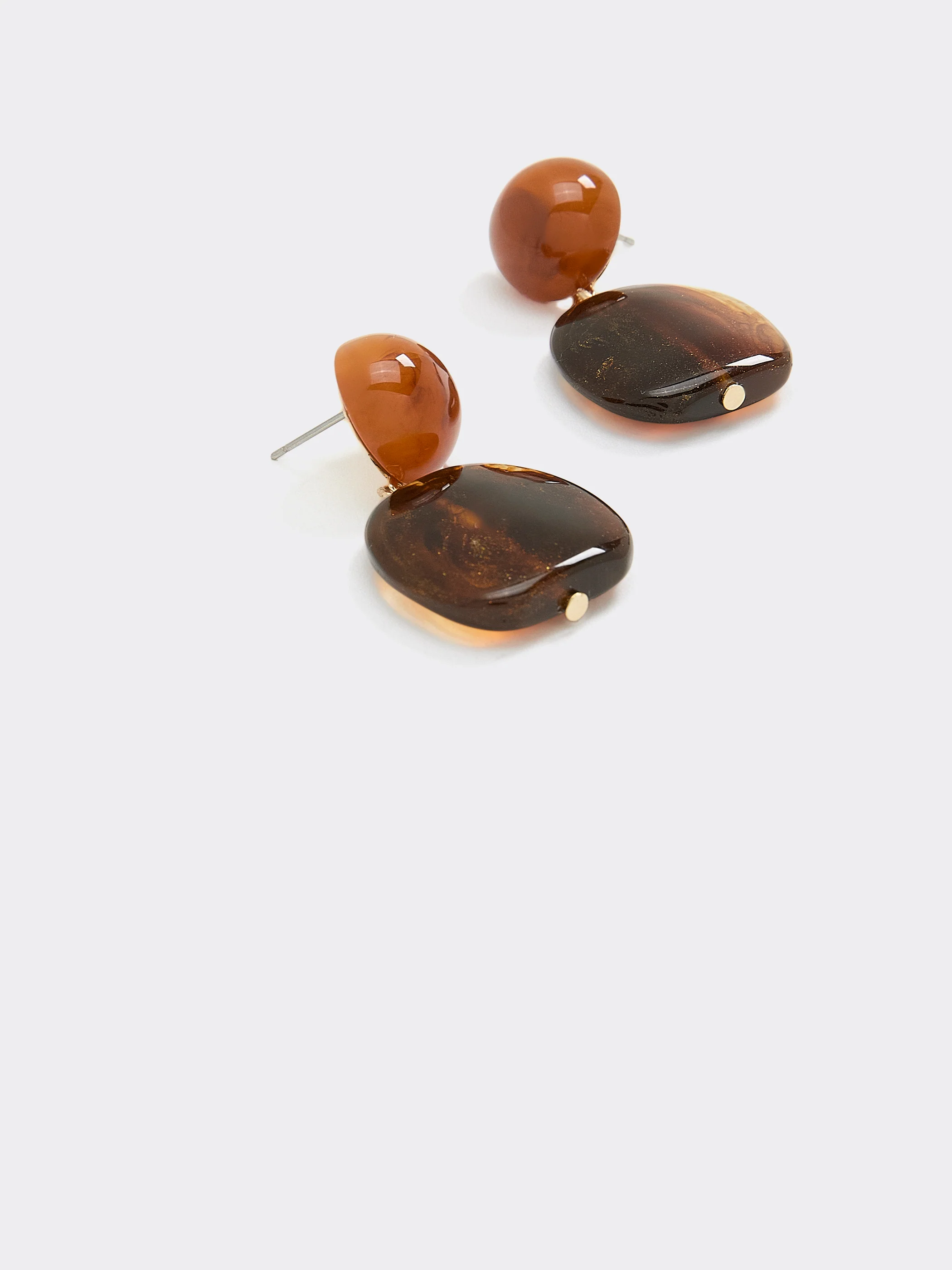 Resin Pendant Earrings - Image 3