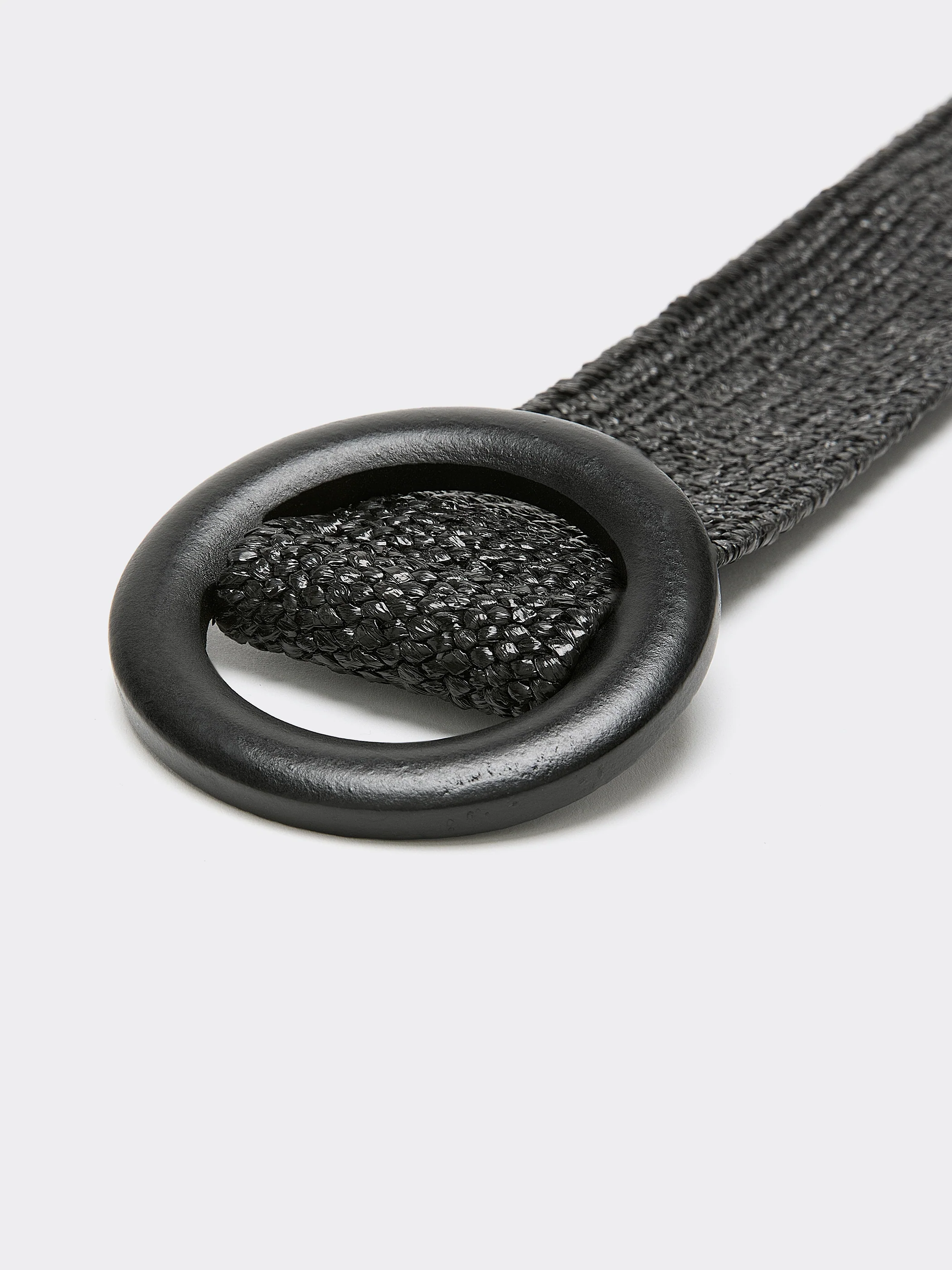 Elastic Straw Belt with Round Wooden Buckle - Image 2