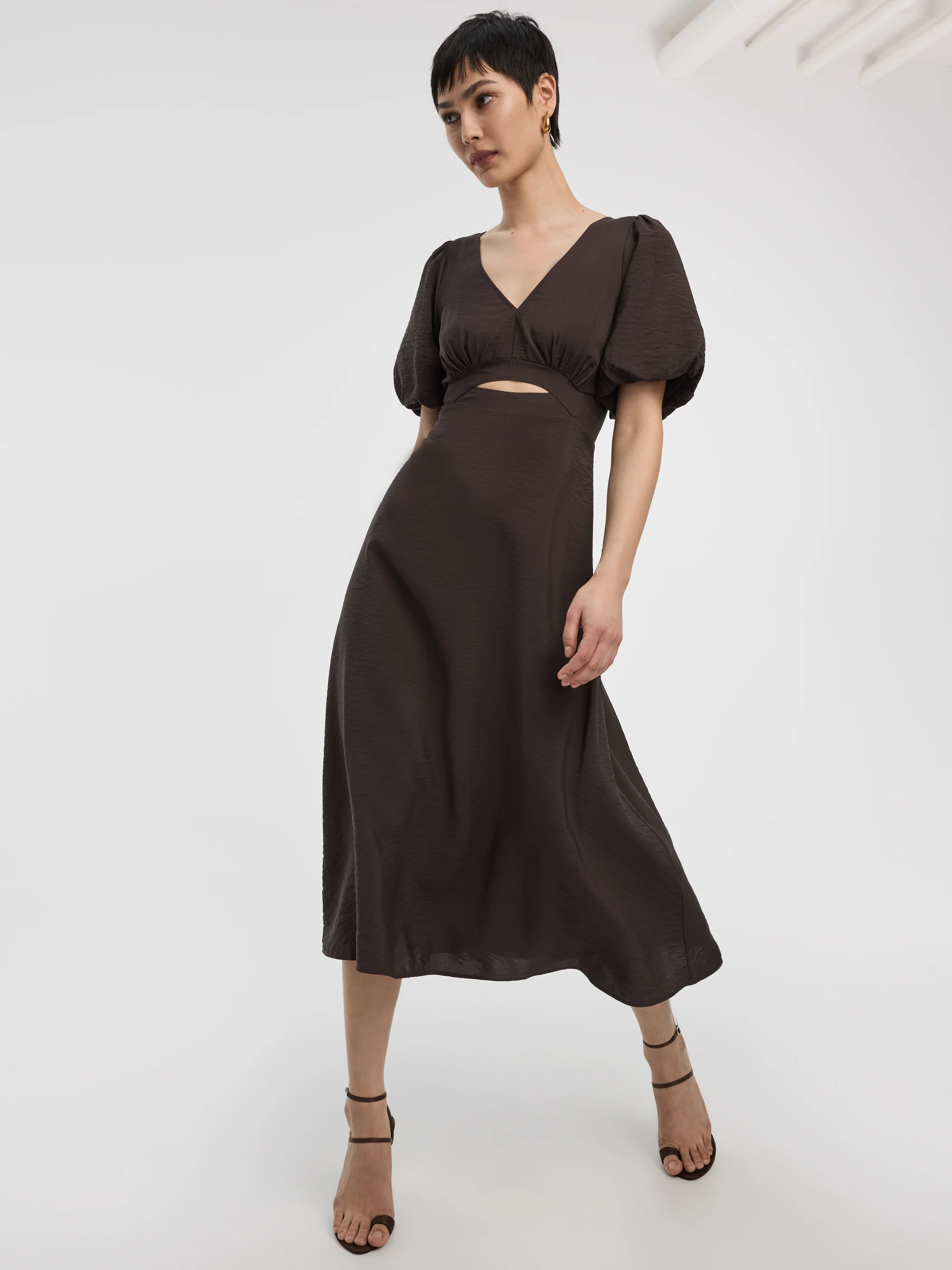 Elbow-Sleeve Maxi Dress with Cut-Out Detail - Image 4