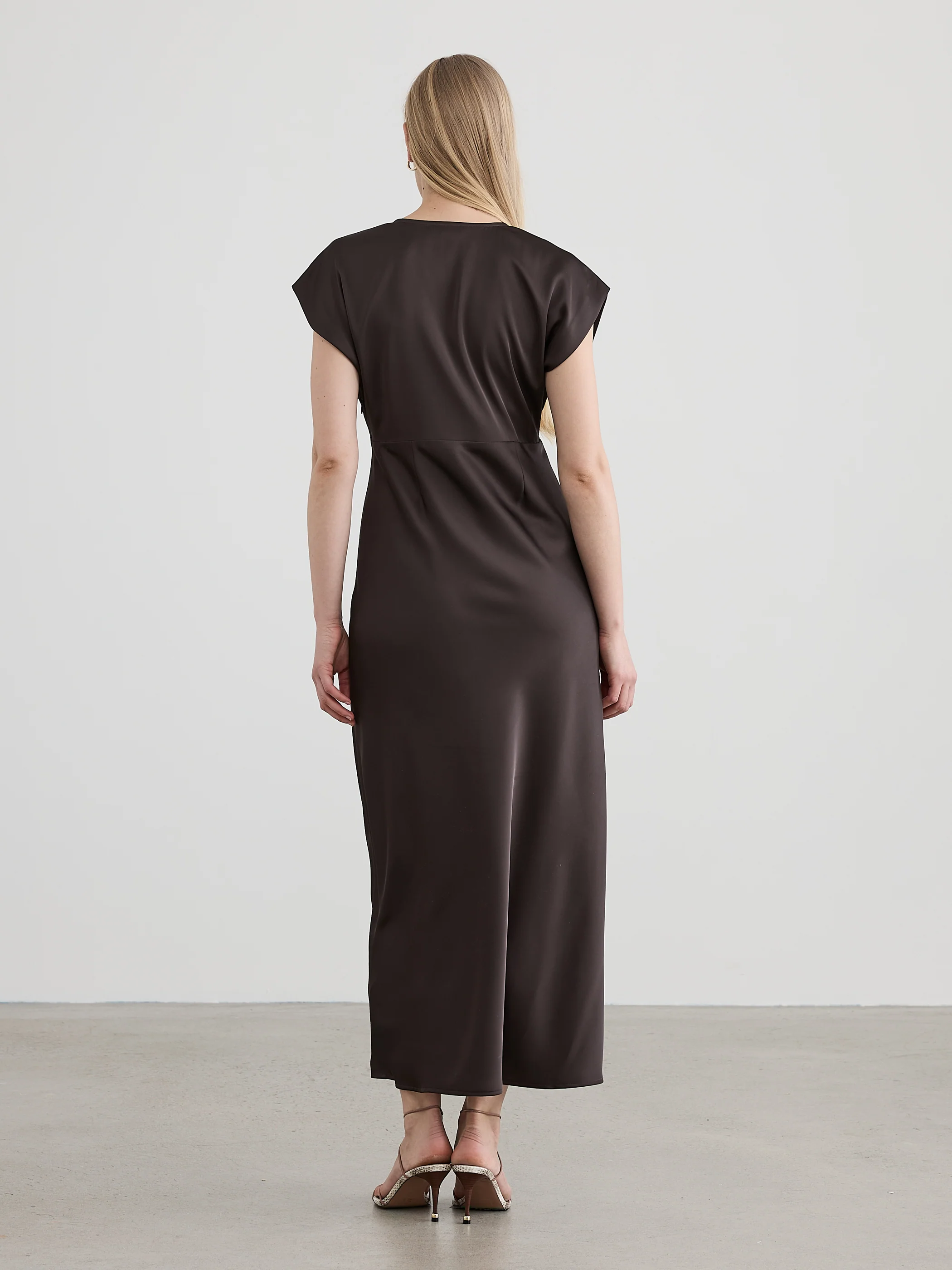V-Neck Empire Maxi Dress - Image 3