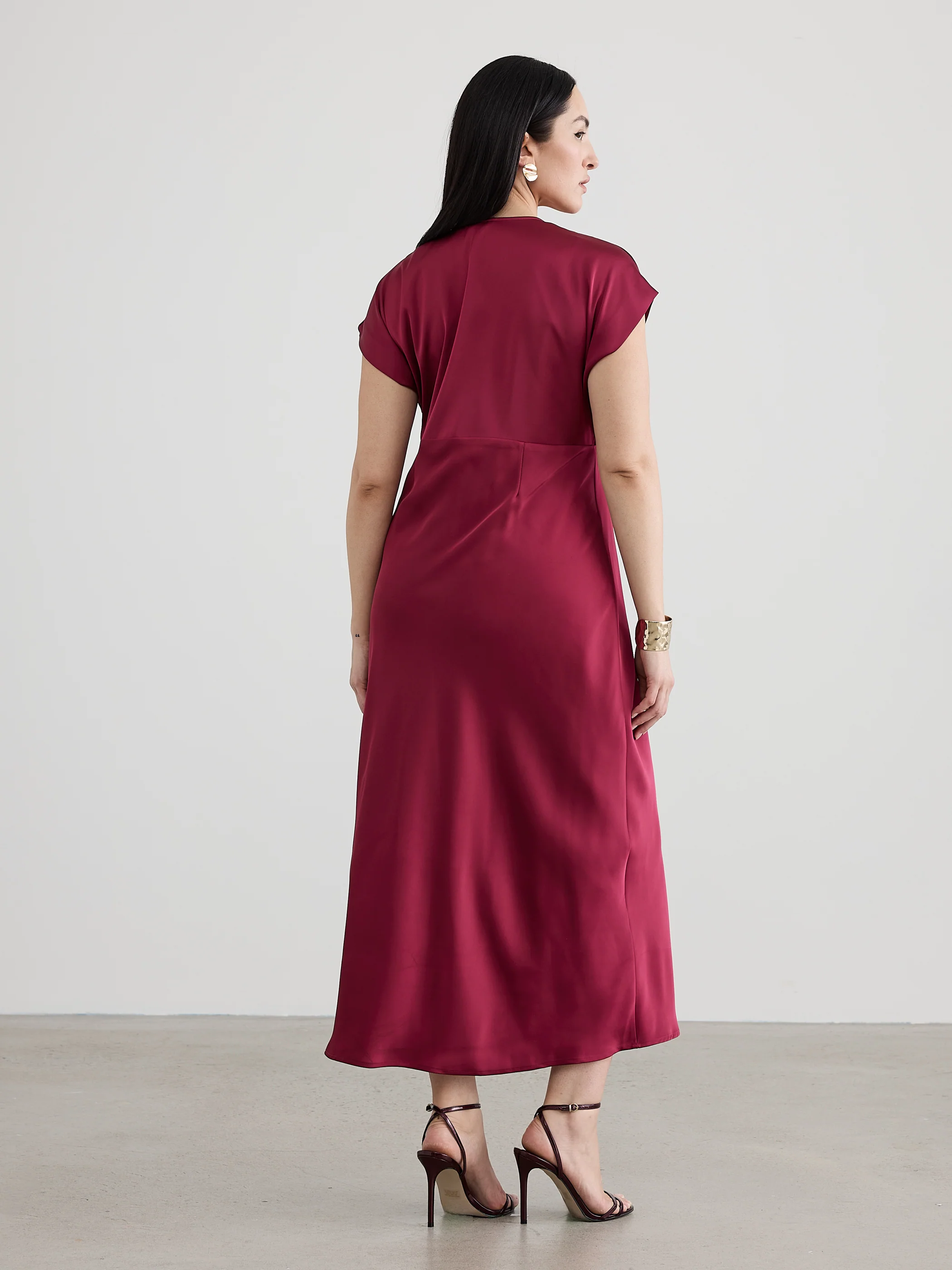 V-Neck Empire Maxi Dress - Image 7