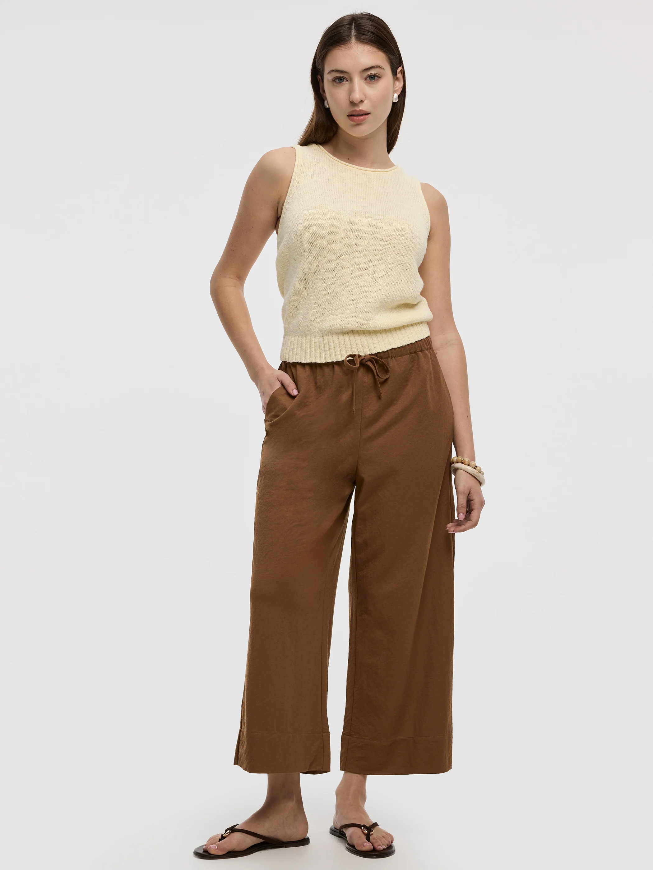 Wide-Leg Cropped Piqué Pant - Image 11