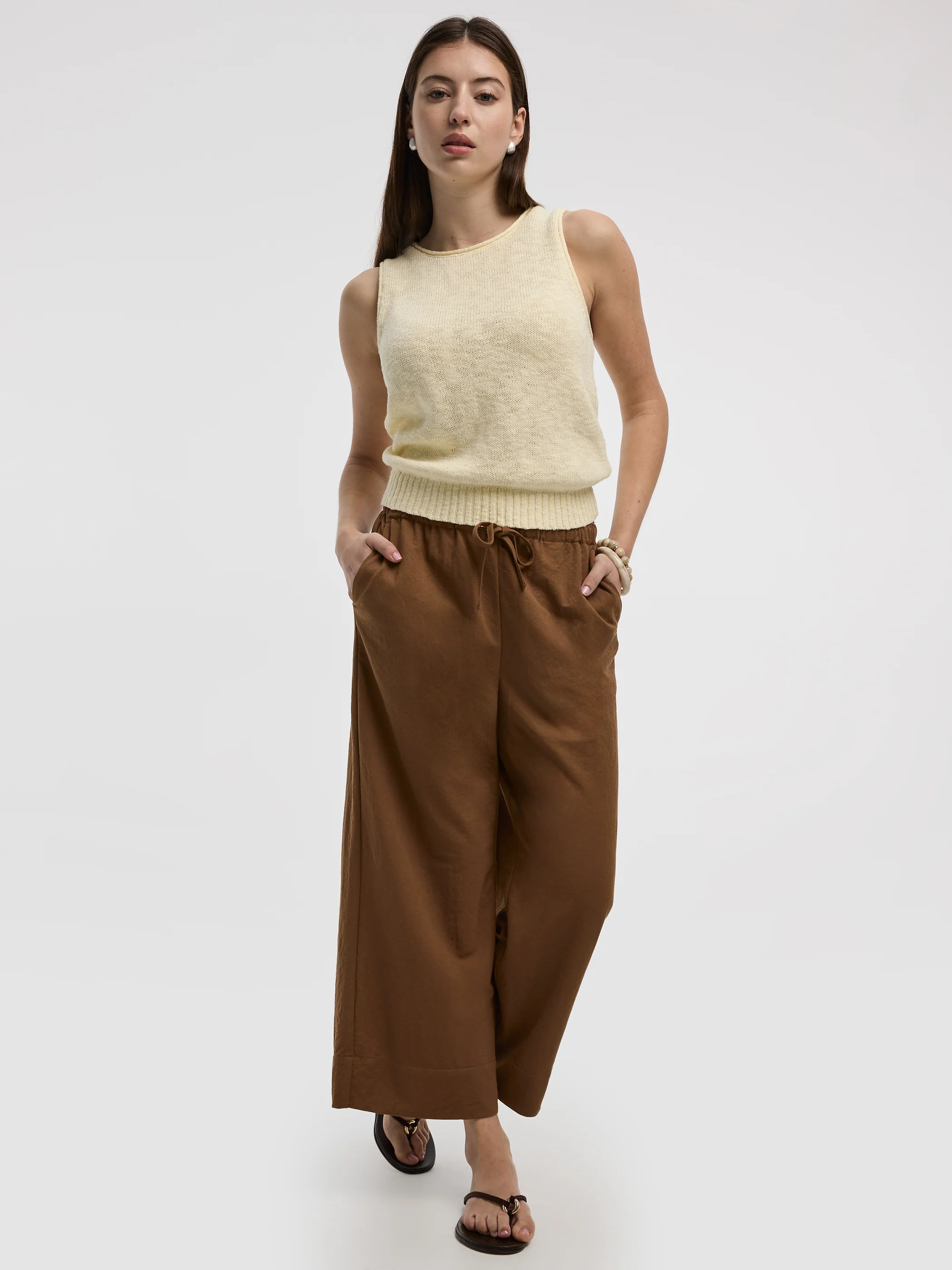 Wide-Leg Cropped Piqué Pant - Image 15