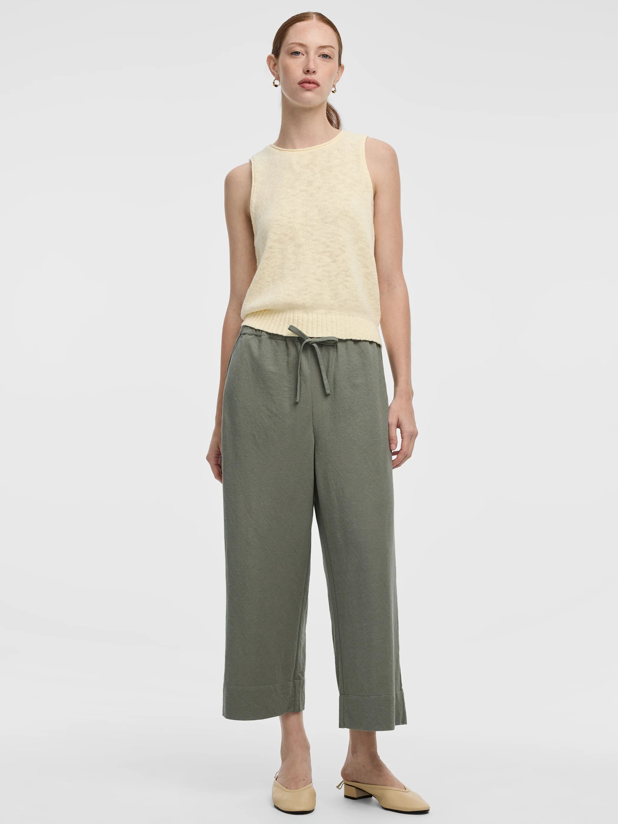 Wide-Leg Cropped Piqué Pant - Image 21
