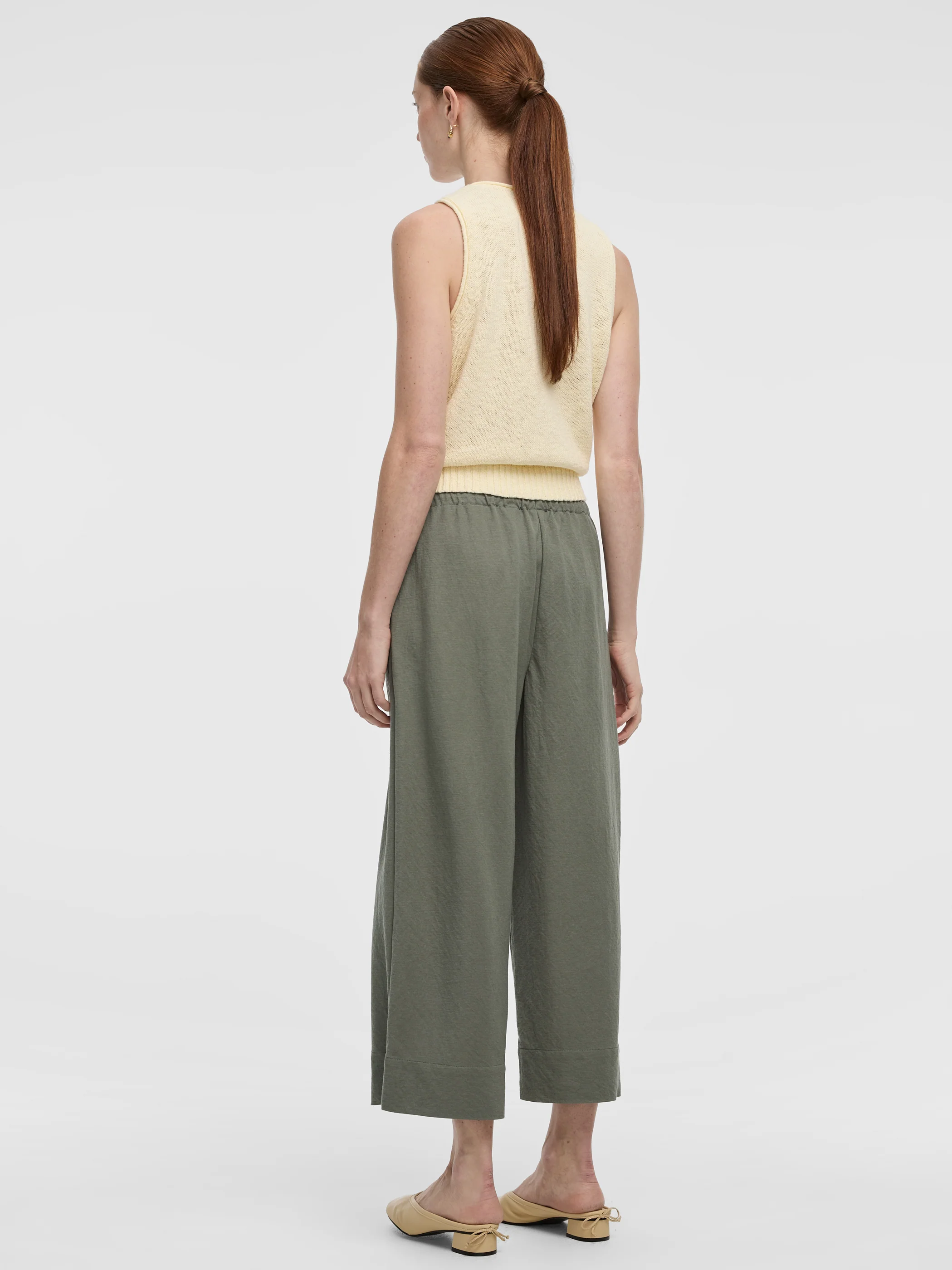 Wide-Leg Cropped Piqué Pant - Image 24