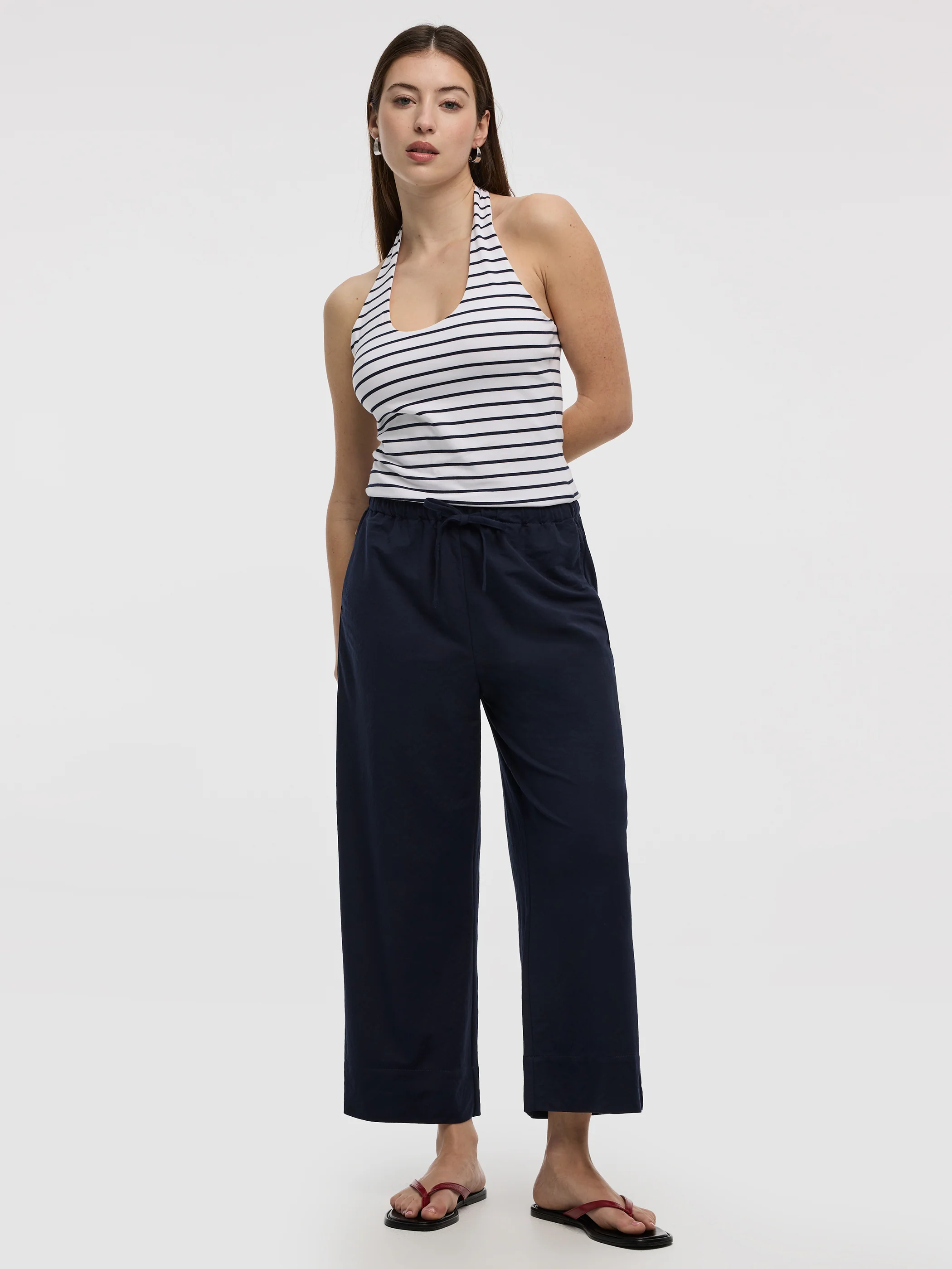 Wide-Leg Cropped Piqué Pant - Image 26