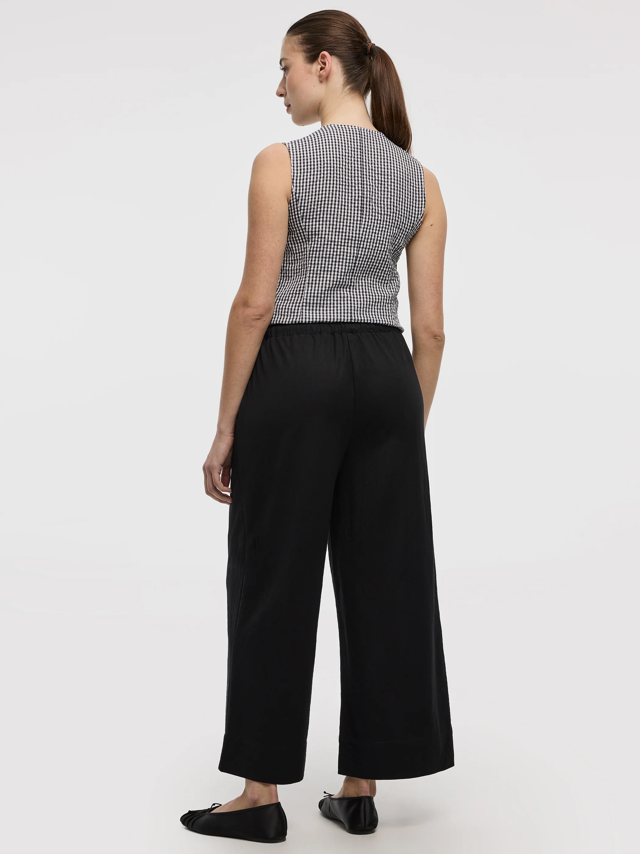 Wide-Leg Cropped Piqué Pant - Image 4
