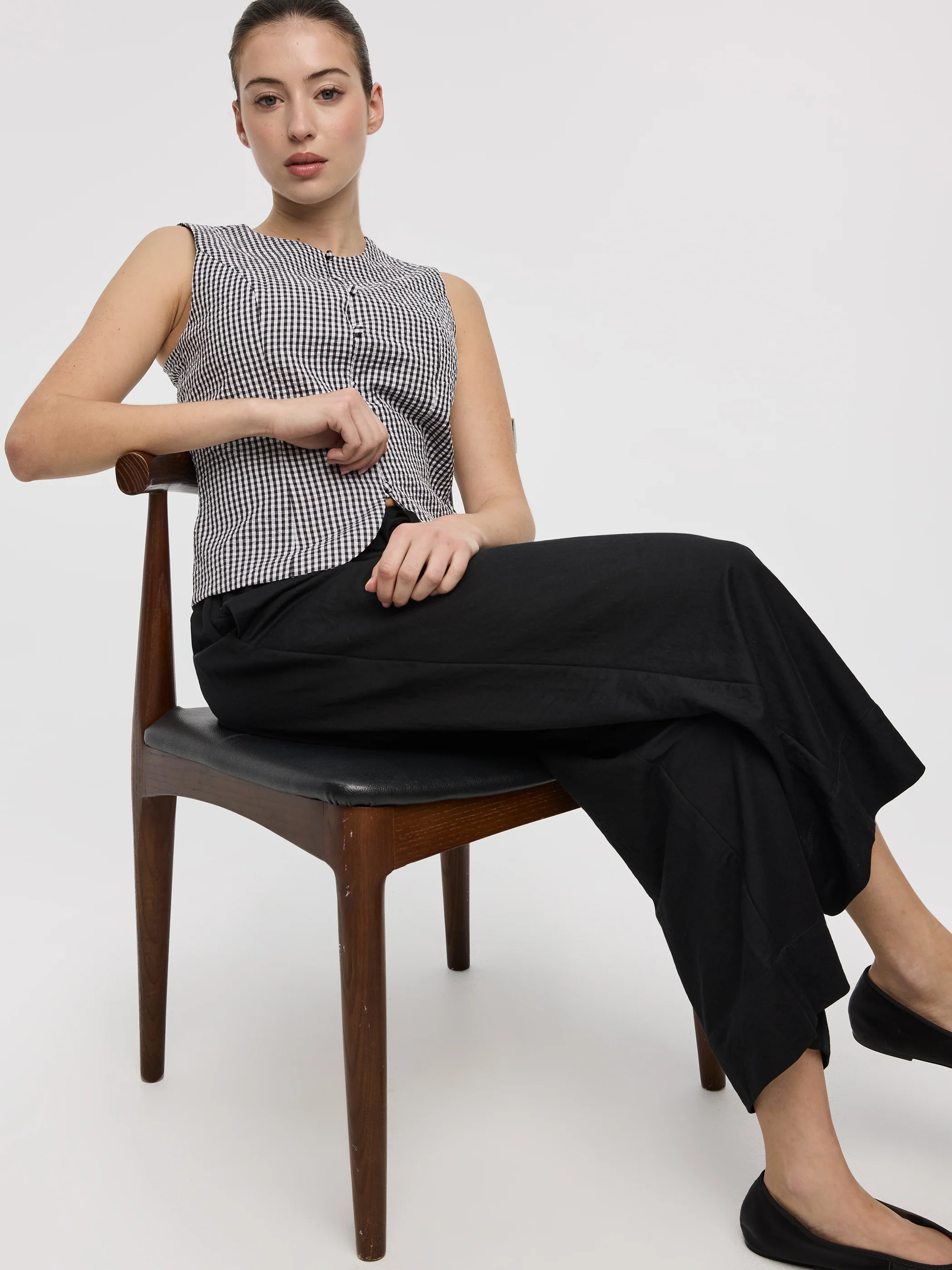 Wide-Leg Cropped Piqué Pant - Image 5