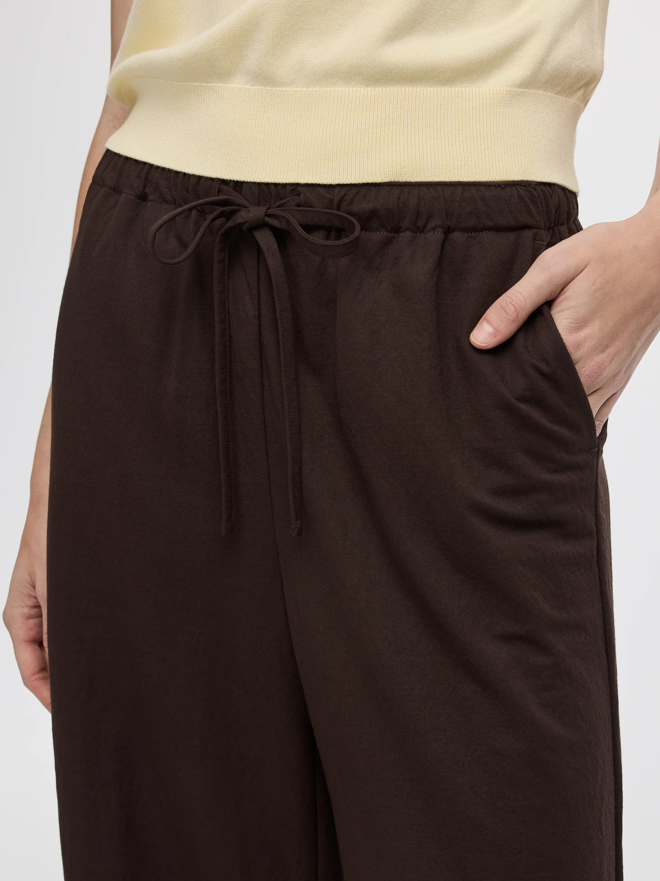 Wide-Leg Cropped Piqué Pant - Image 8