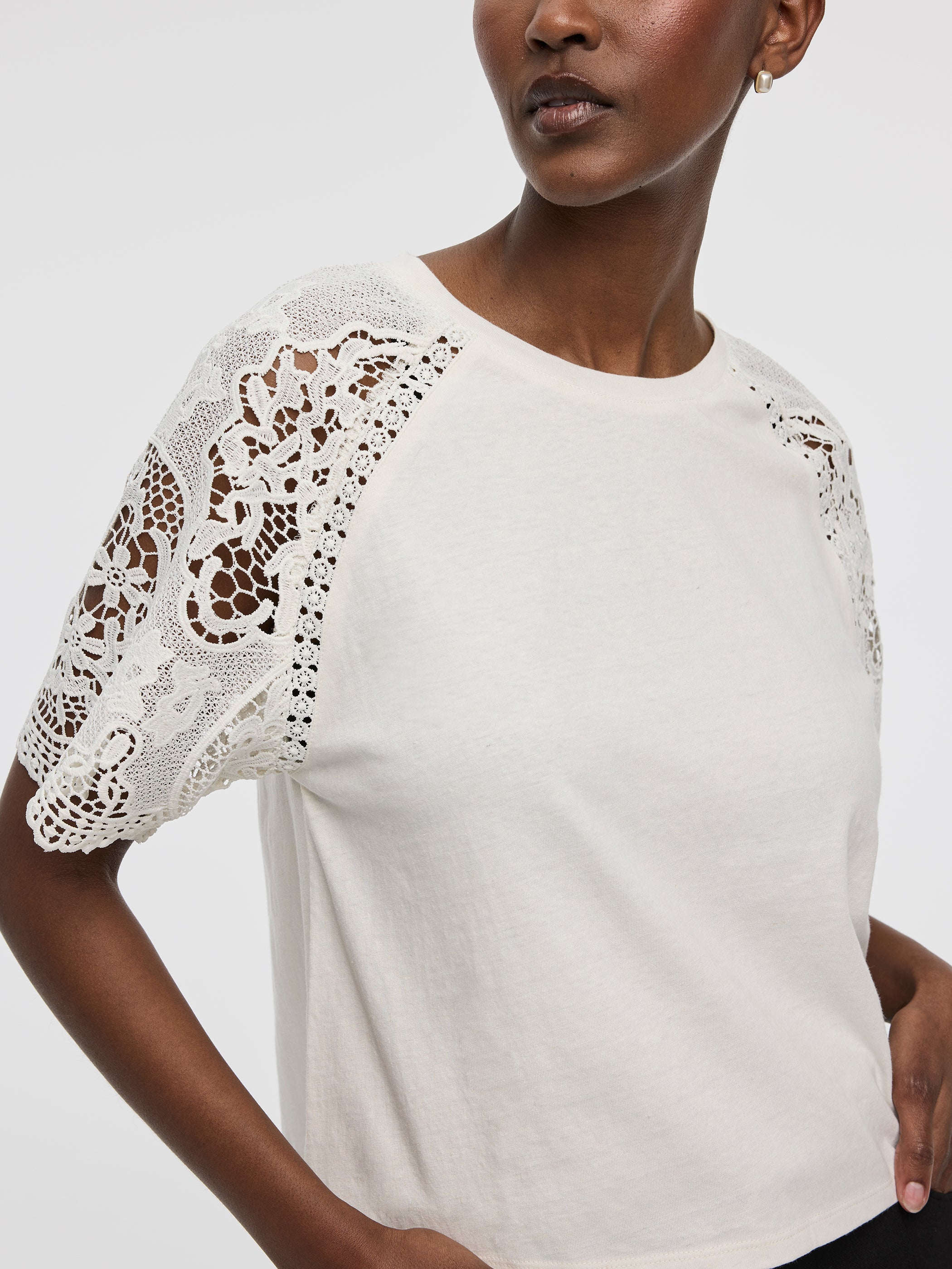 Crew-Neck Mix-Media T-Shirt with Short Puffy Sleeves - Image 2