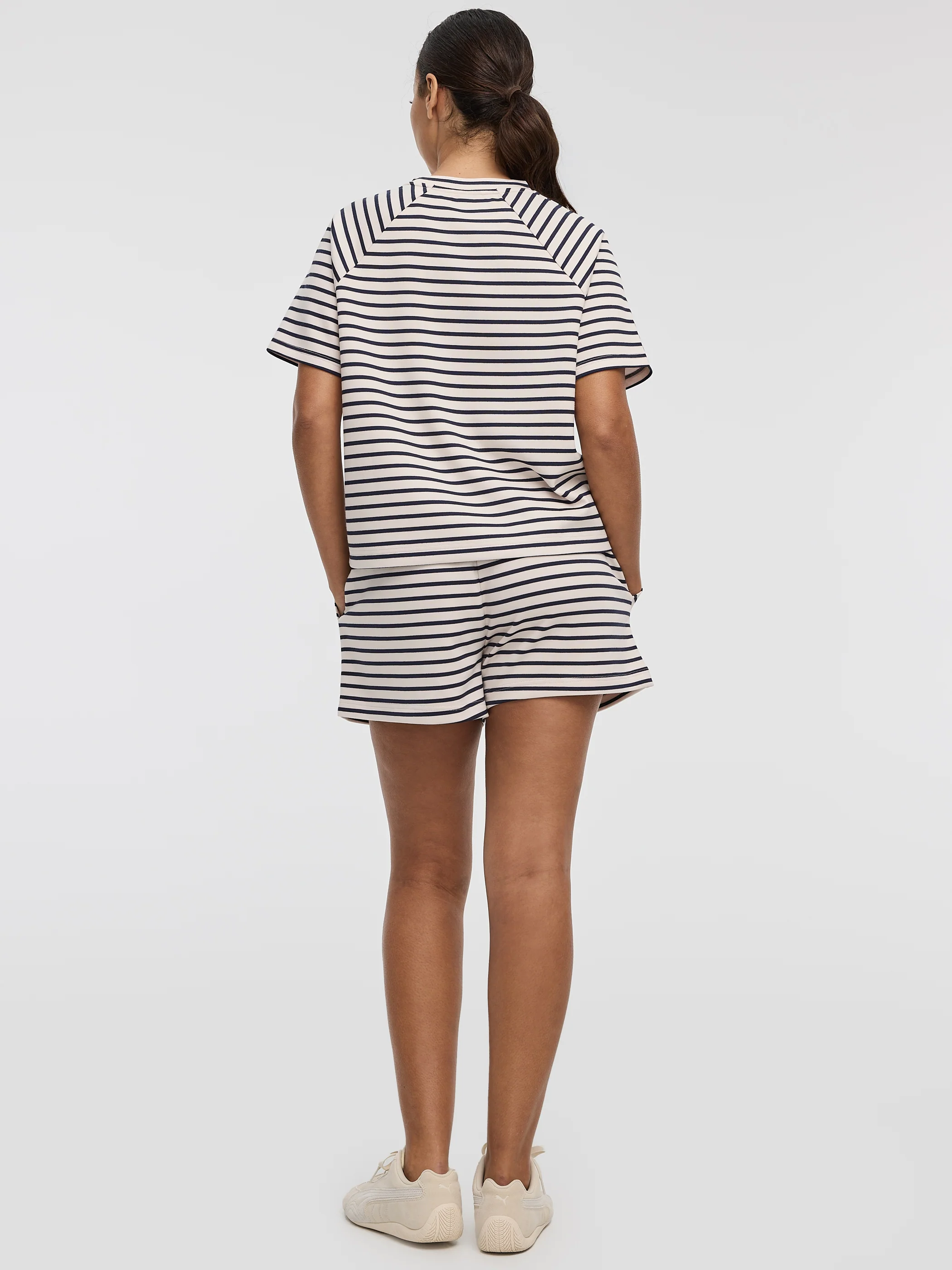 Striped Short-Sleeve T-Shirt - HYLUX - Hyba - Image 3