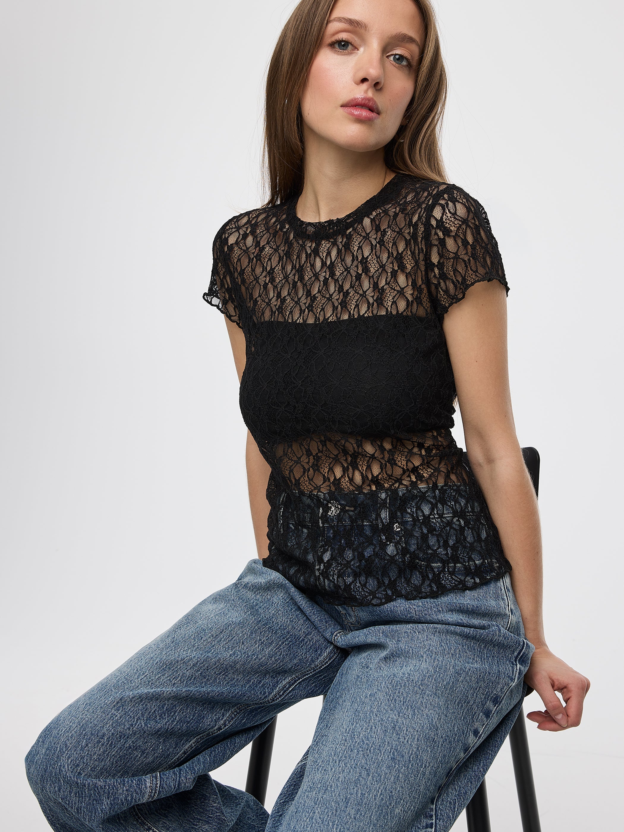 Short-Sleeve Lace Top - Image 4