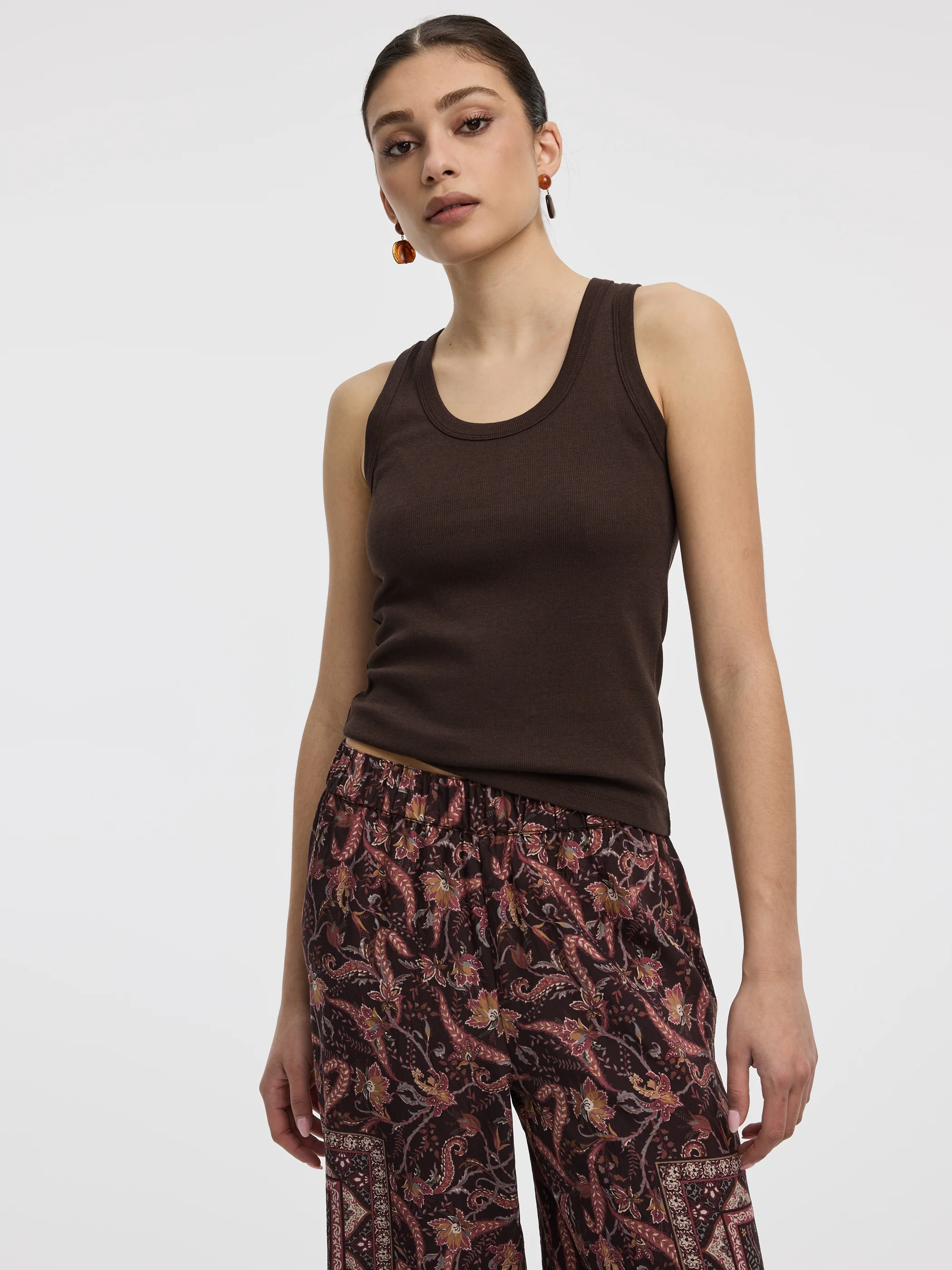 Scoop-Neck Ribbed Tank - Image 9