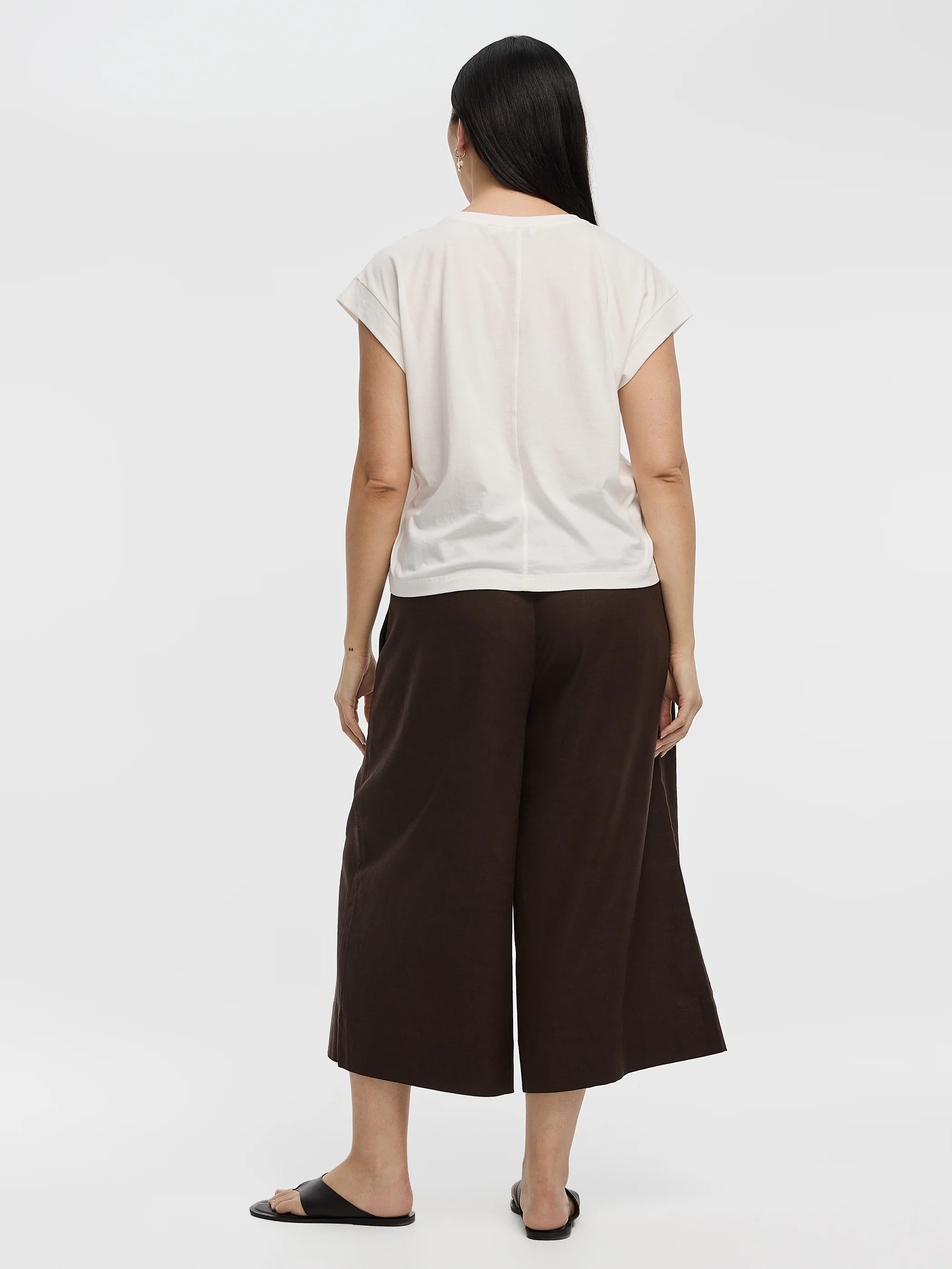 Extended-Sleeve Crew-Neck Tee - Image 7
