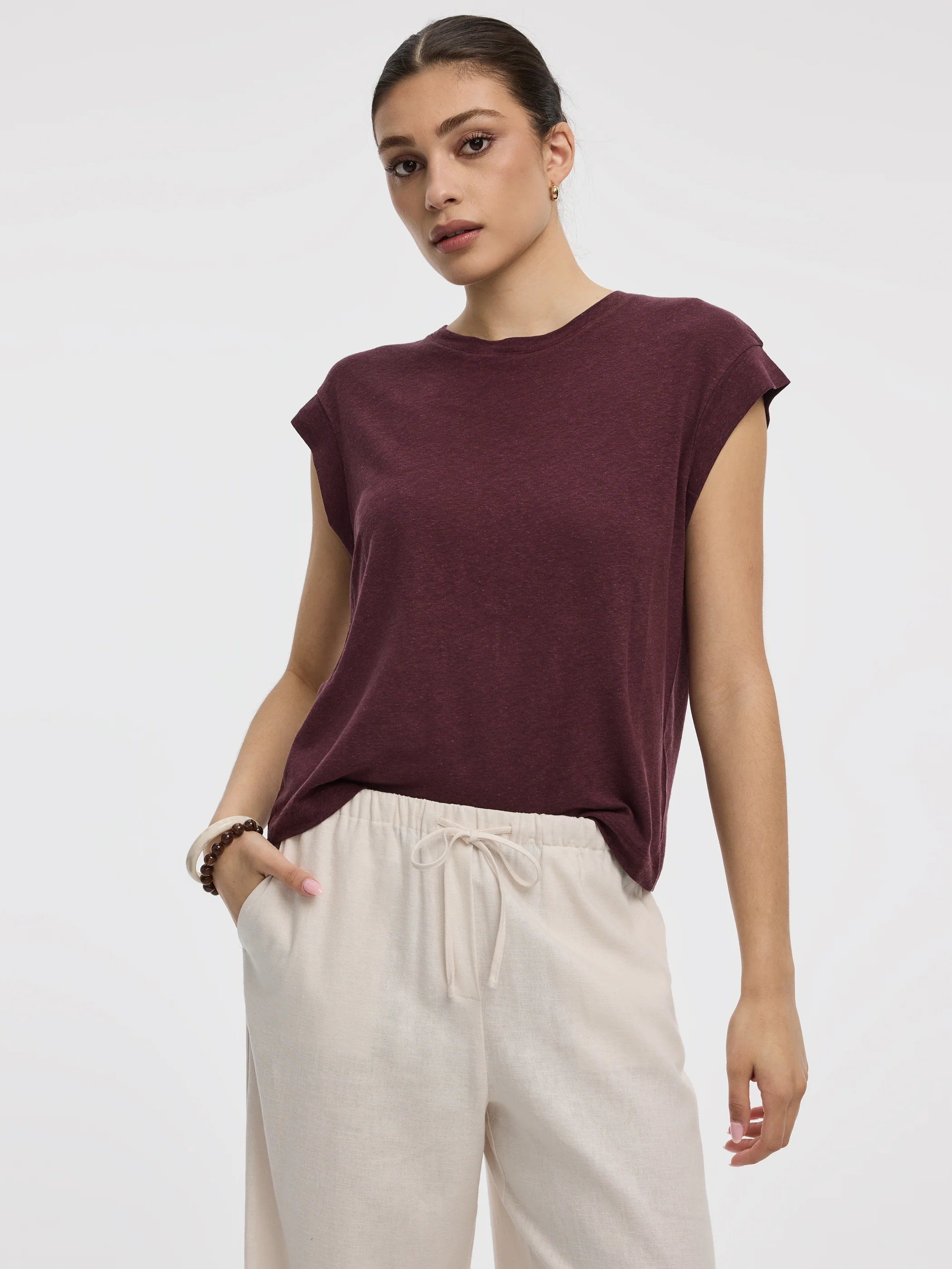 Linen-Blend Extended-Sleeve Crew-Neck Tee - Image 13