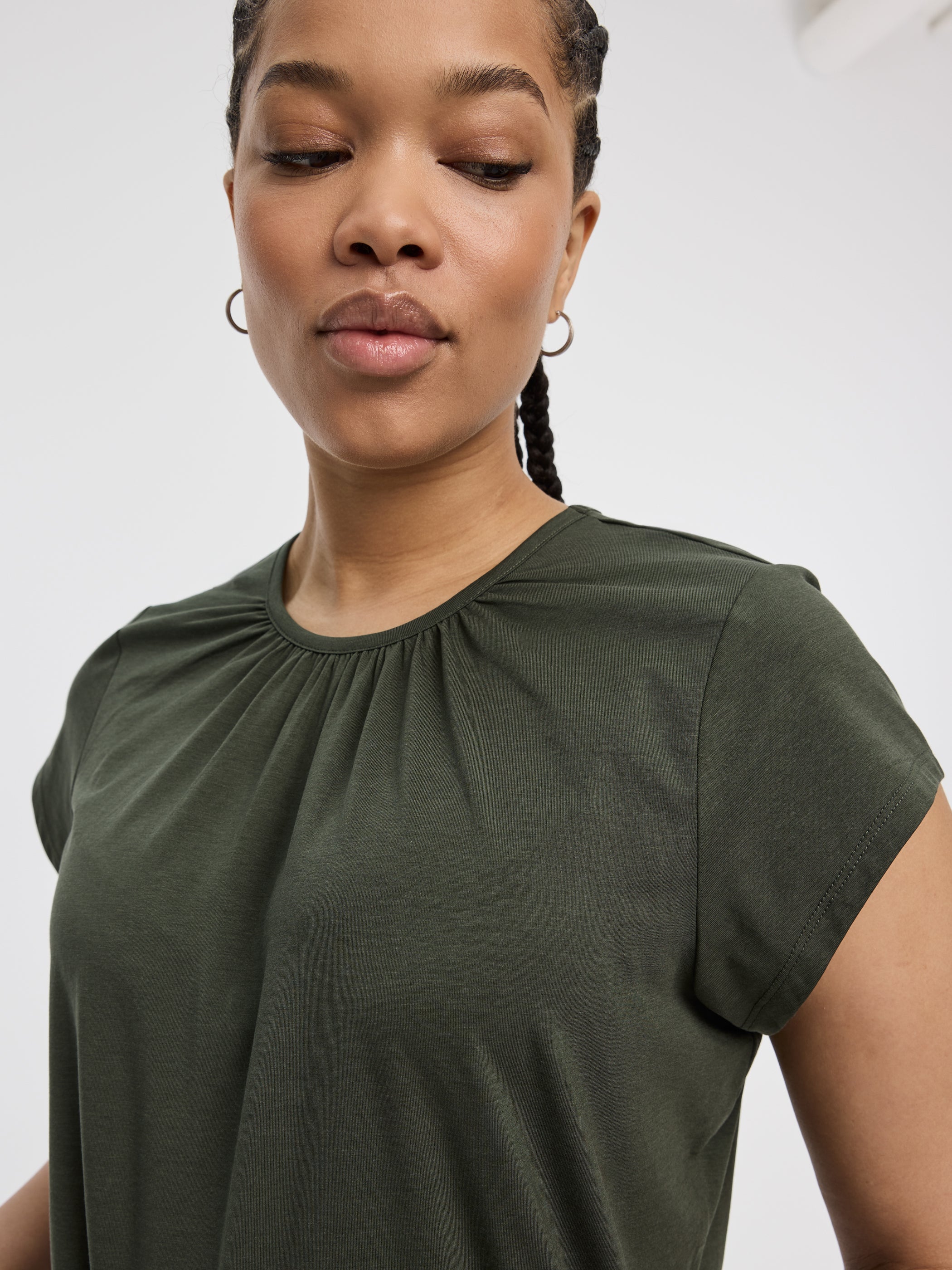 Short-Sleeve Crew-Neck T-Shirt - Image 10