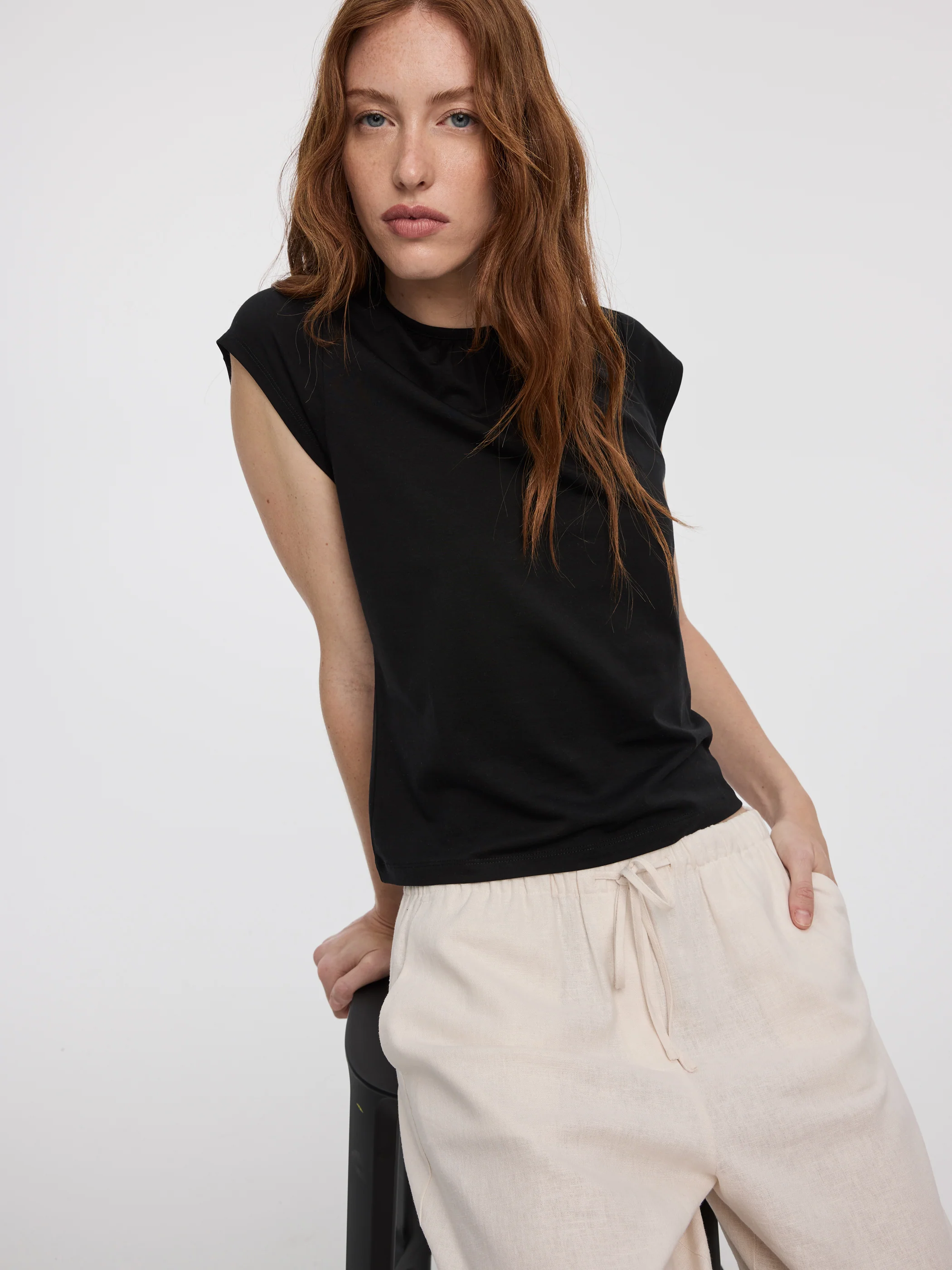 Short-Sleeve Crew-Neck T-Shirt - Image 4
