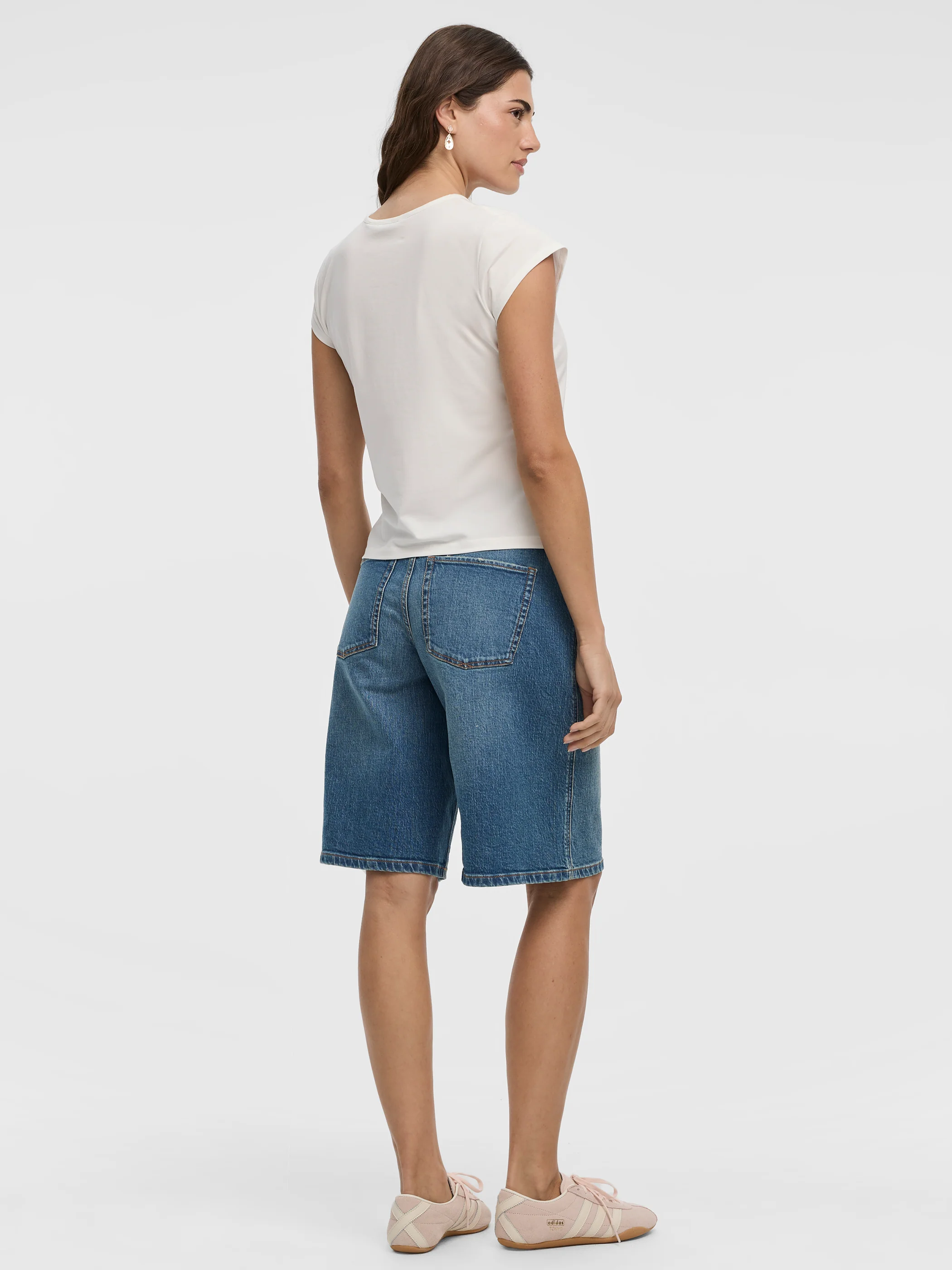Short-Sleeve Crew-Neck T-Shirt - Image 7