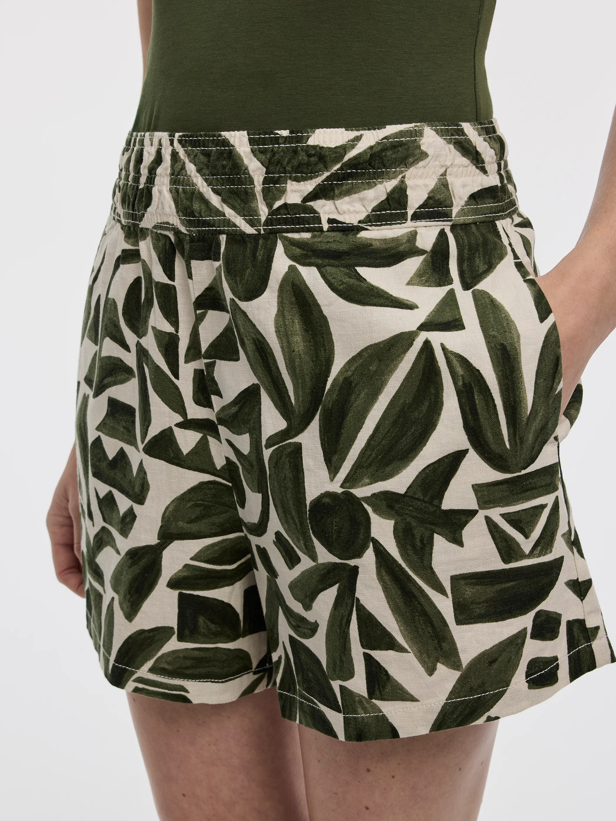Linen-Blend Shorts with Elastic Waistband - Image 9