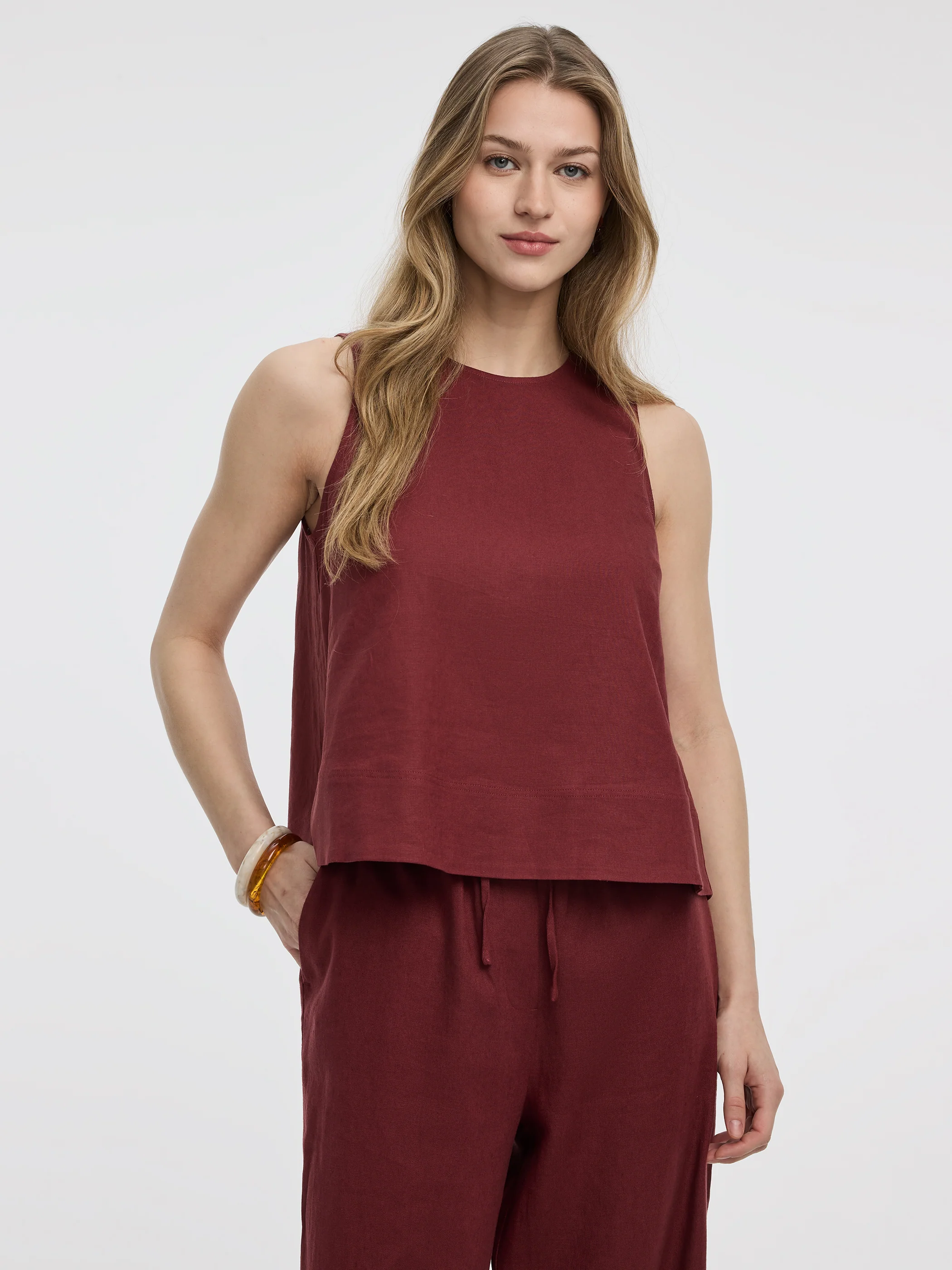 Sleeveless Crew-Neck Blouse - Image 5