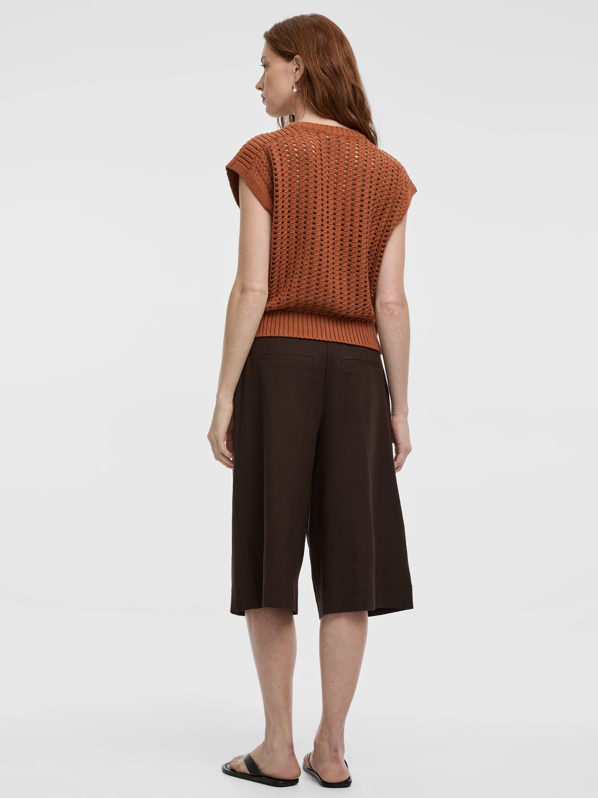 Extended-Sleeve Crew-Neck Sweater with Open Stitches - Image 7