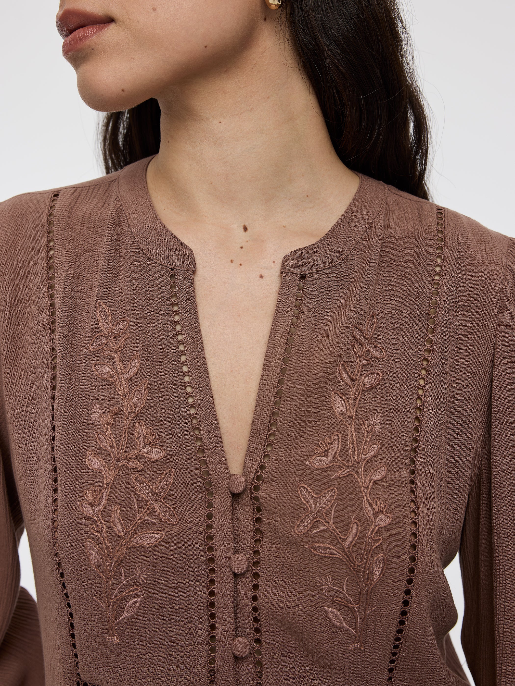 Long-Sleeve Split-Neck Blouse with Embroideries - Image 6