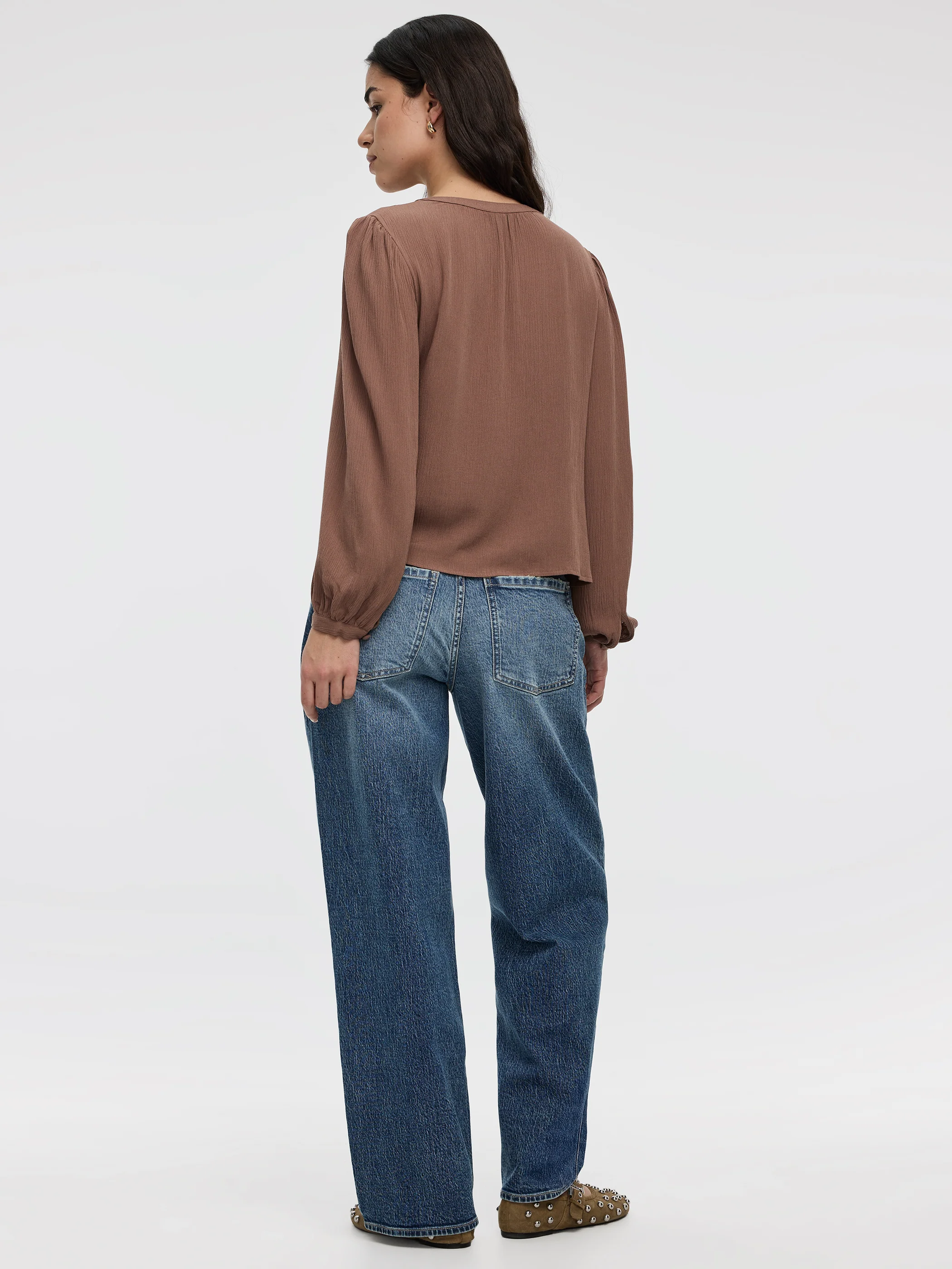 Long-Sleeve Split-Neck Blouse with Embroideries - Image 7