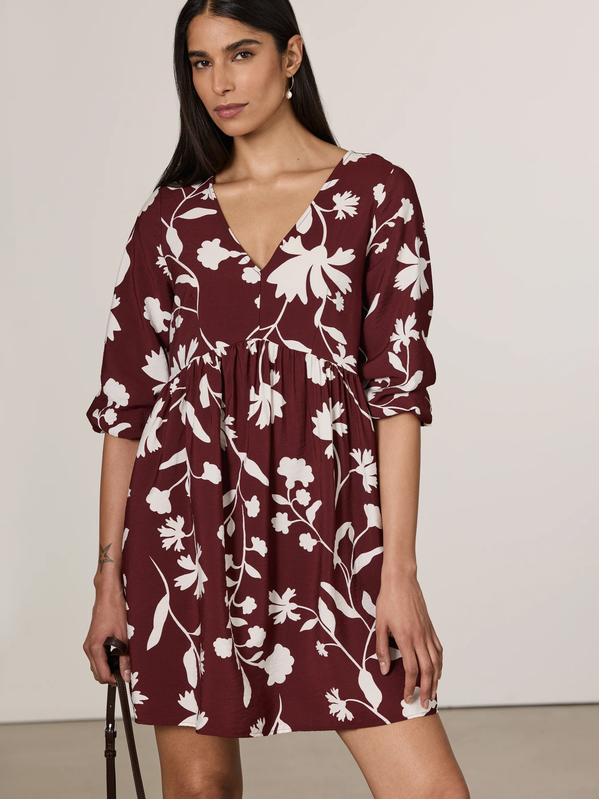 Long-Sleeve V-Neck Empire-Cut Mini Dress - Image 10