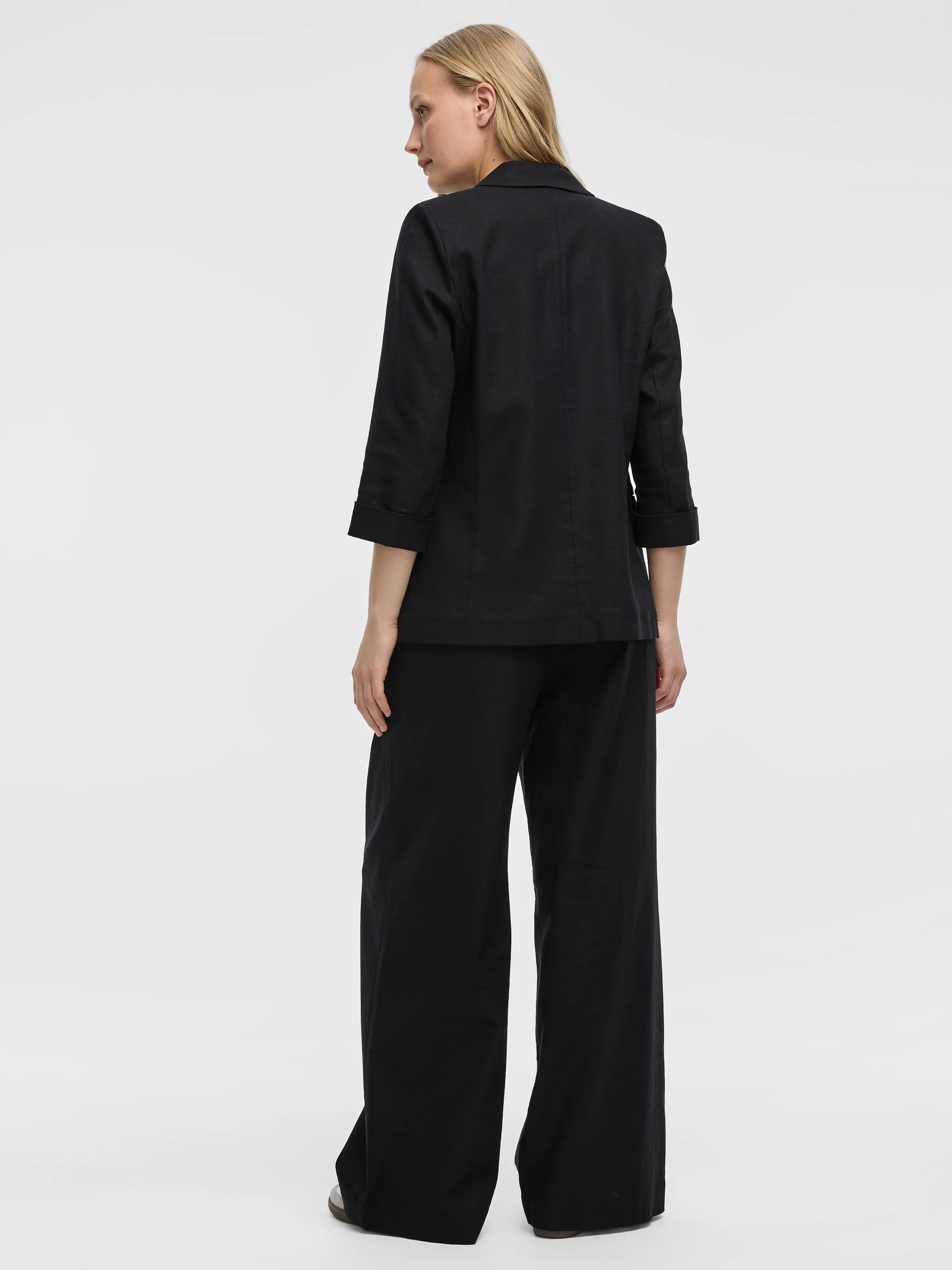 Open Linen Blazer with 3/4 Sleeves - Image 3