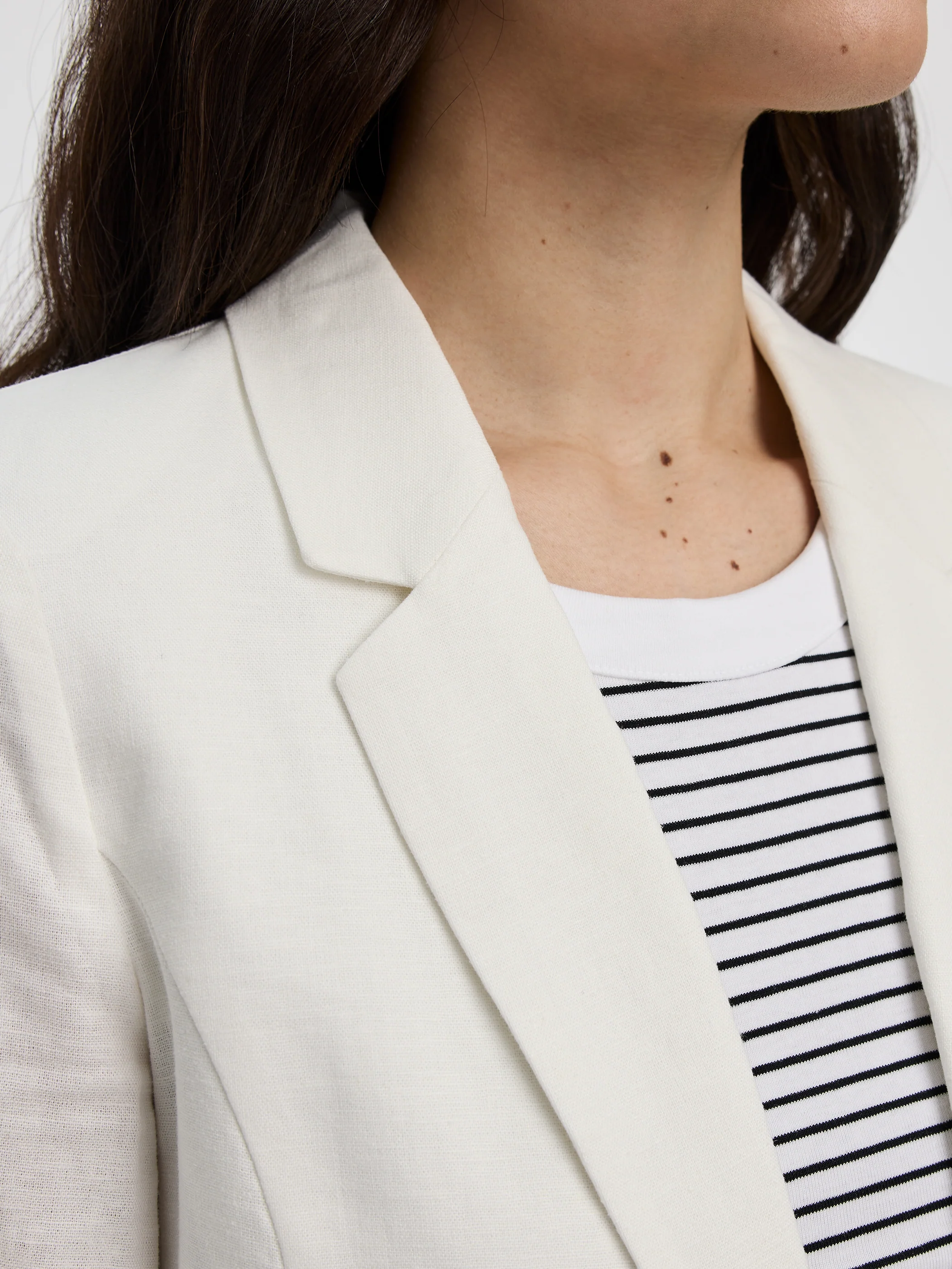 Open Linen Blazer with 3/4 Sleeves - Image 6