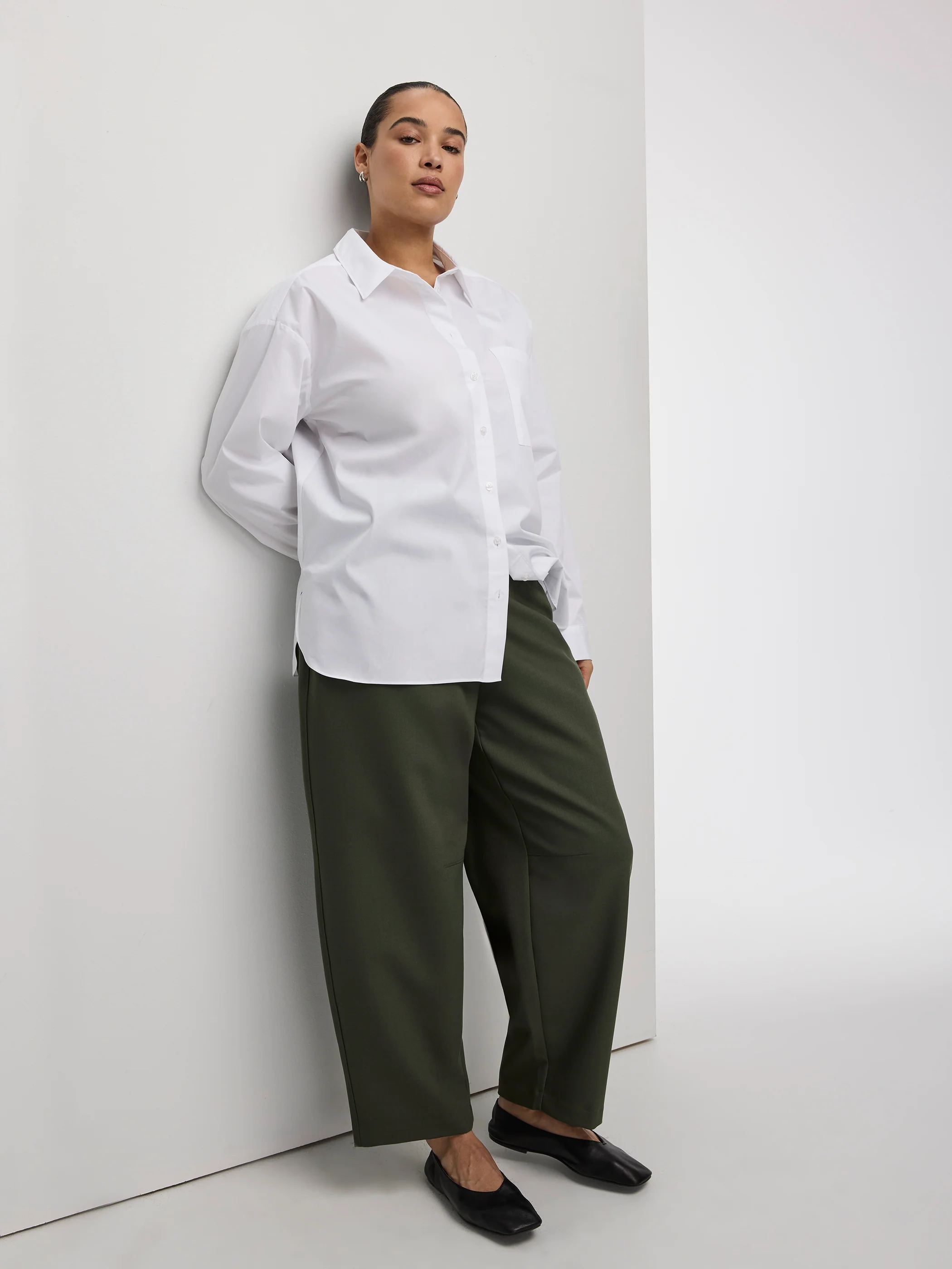 Mid-Rise Barrel Pants - Curvy Fit - Image 9