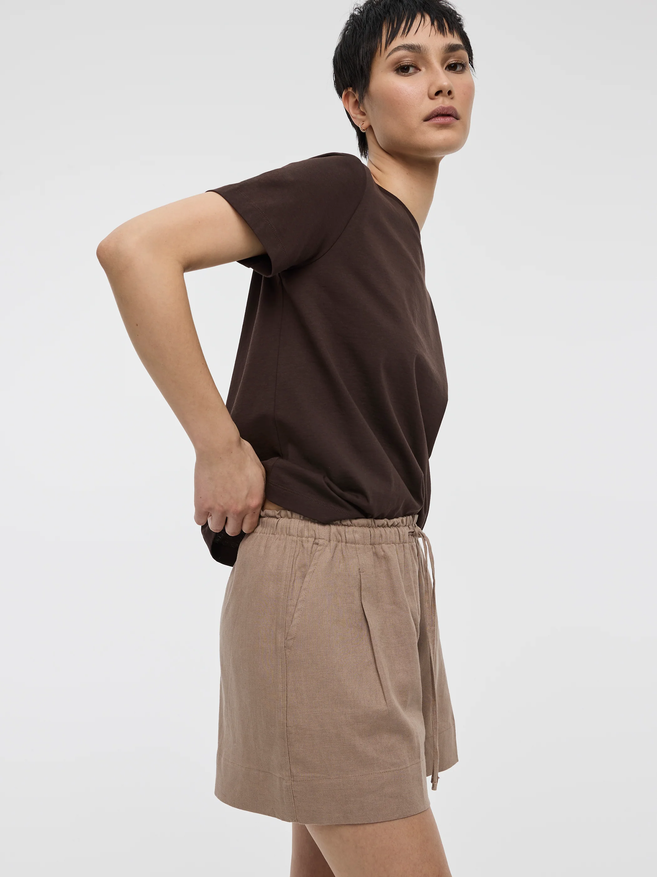 Linen-Blend Shorts with Elastic Waistband - Image 12