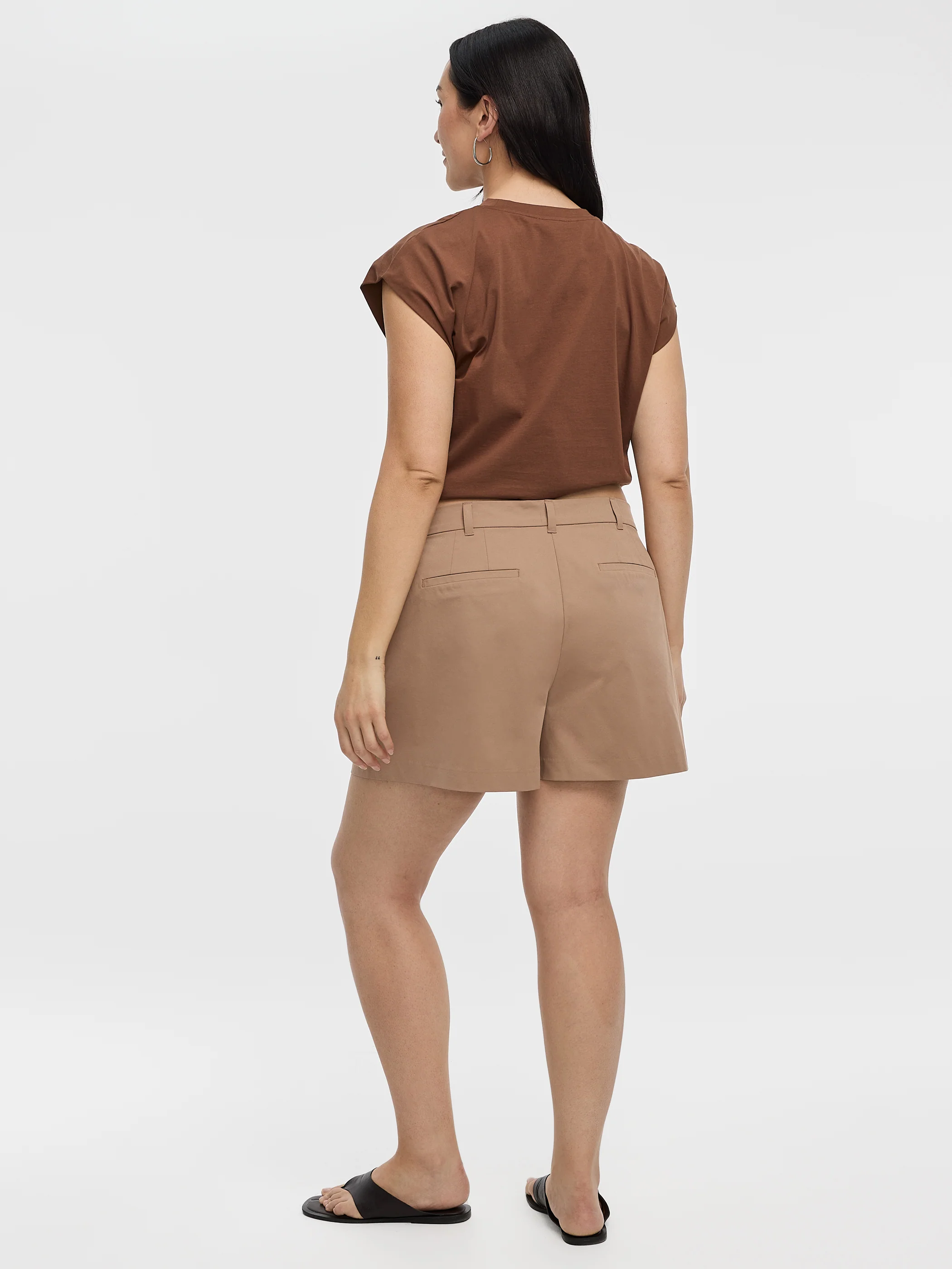 Fine Twill Pleated Shorts - Image 3