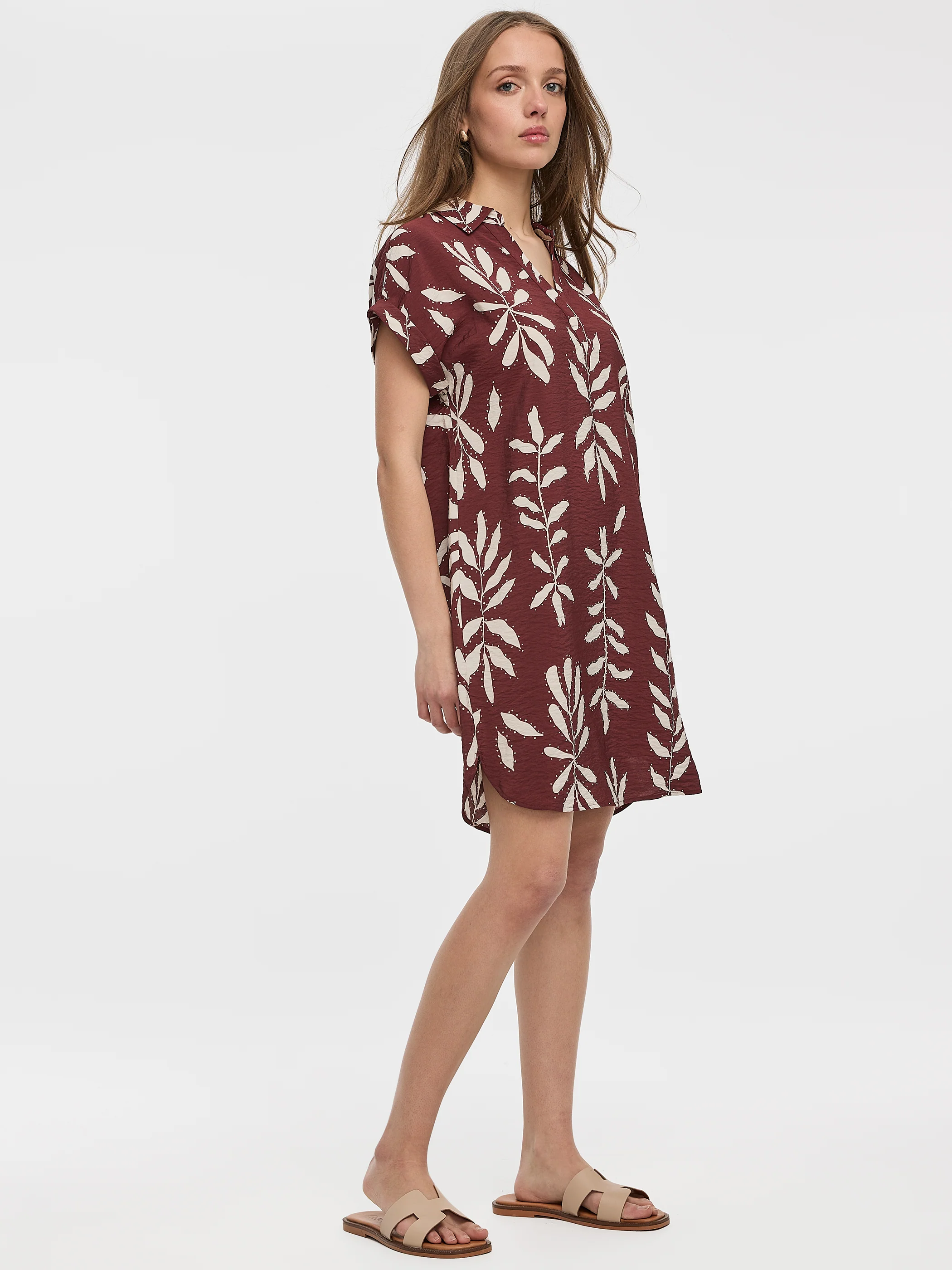Short-Sleeve Shift Dress - Image 9