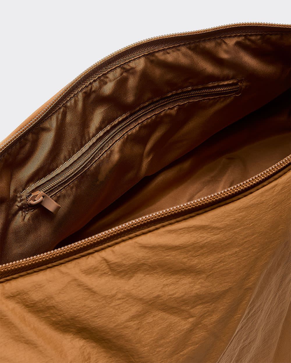 Puffy Cross-Body Bag - Hyba - Image 9
