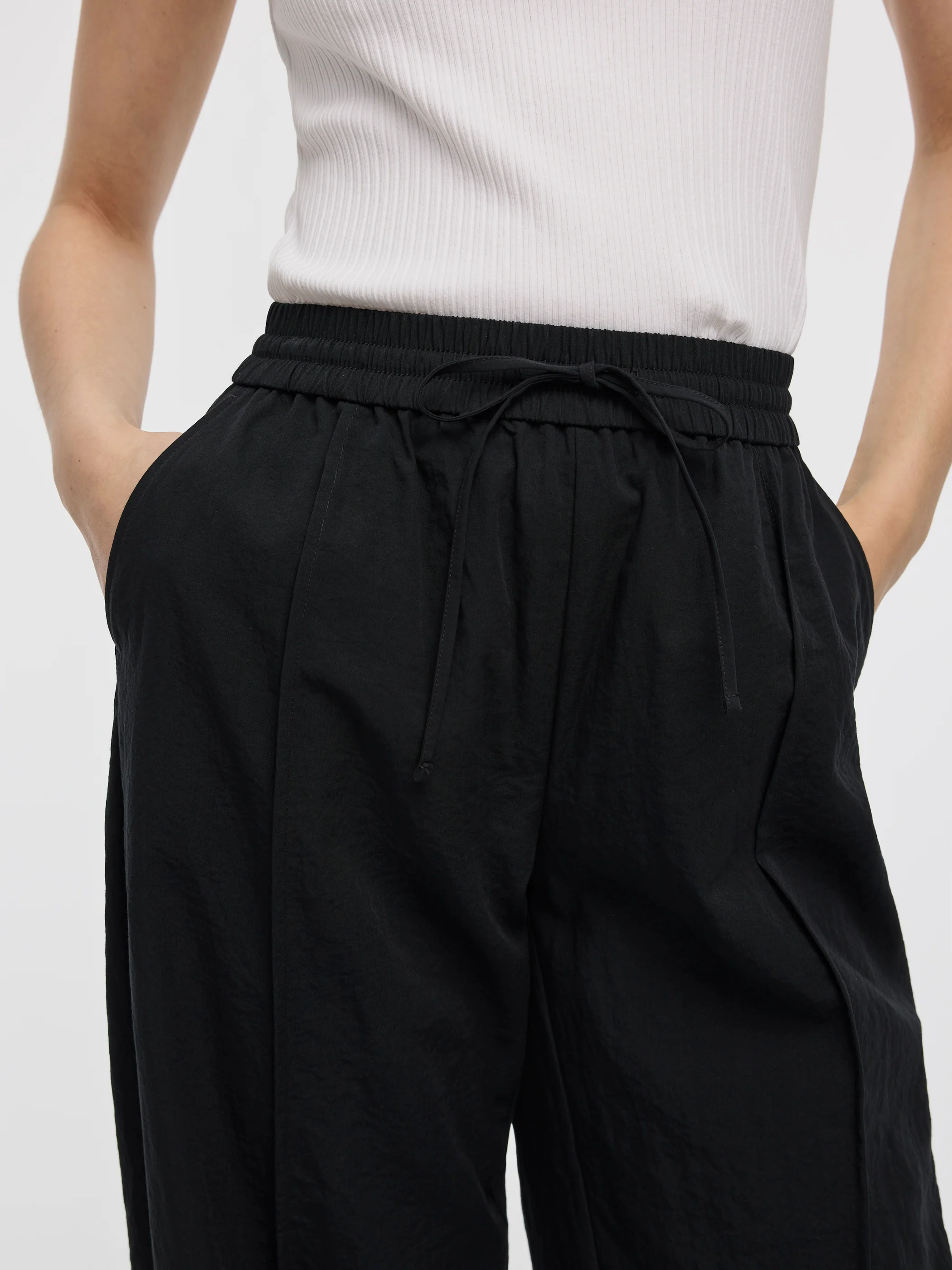 Pintuck Barrel Pant - Image 3