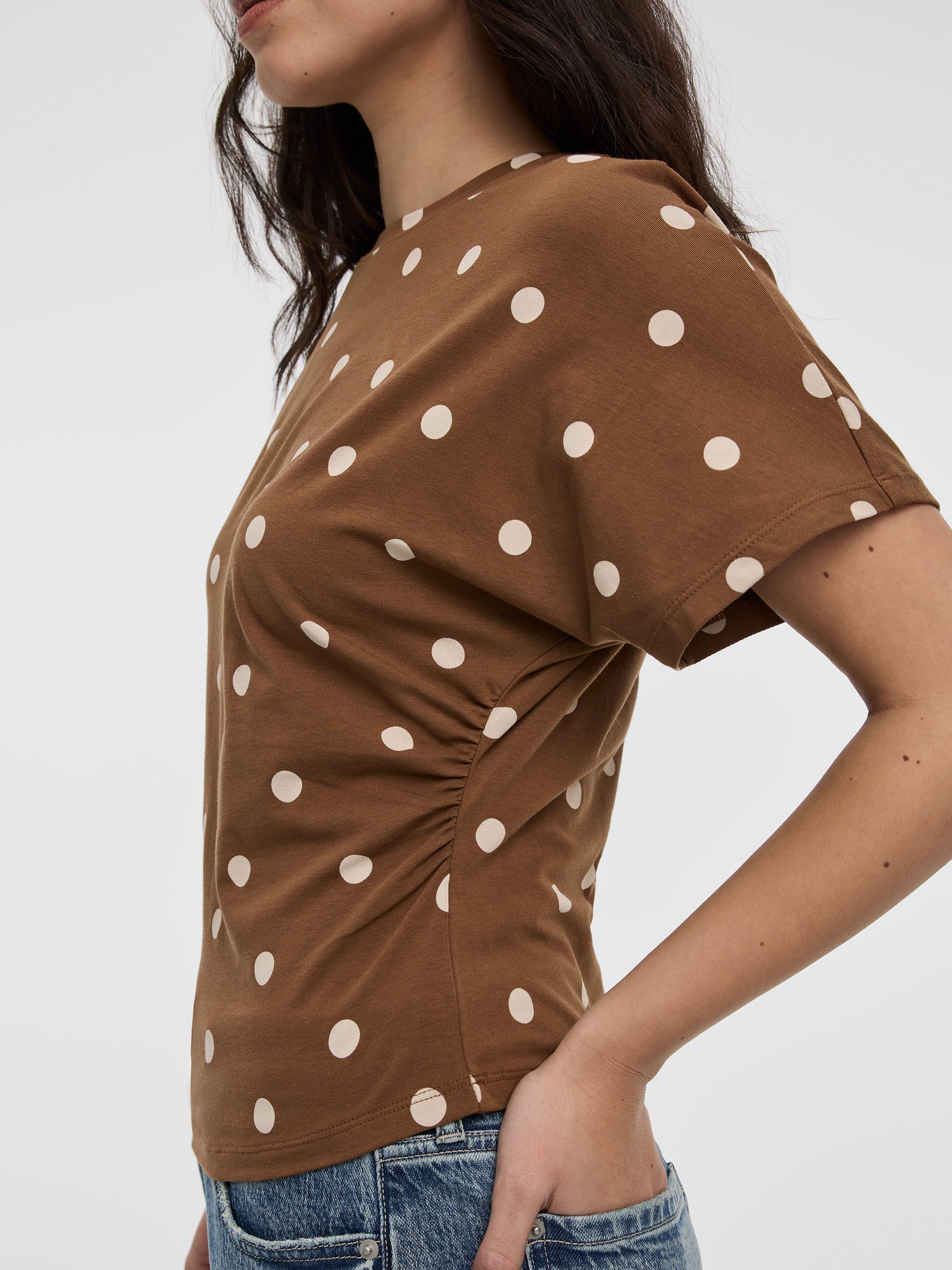 Short-Sleeve Crew-Neck Tee with Shirred Sides - Image 10