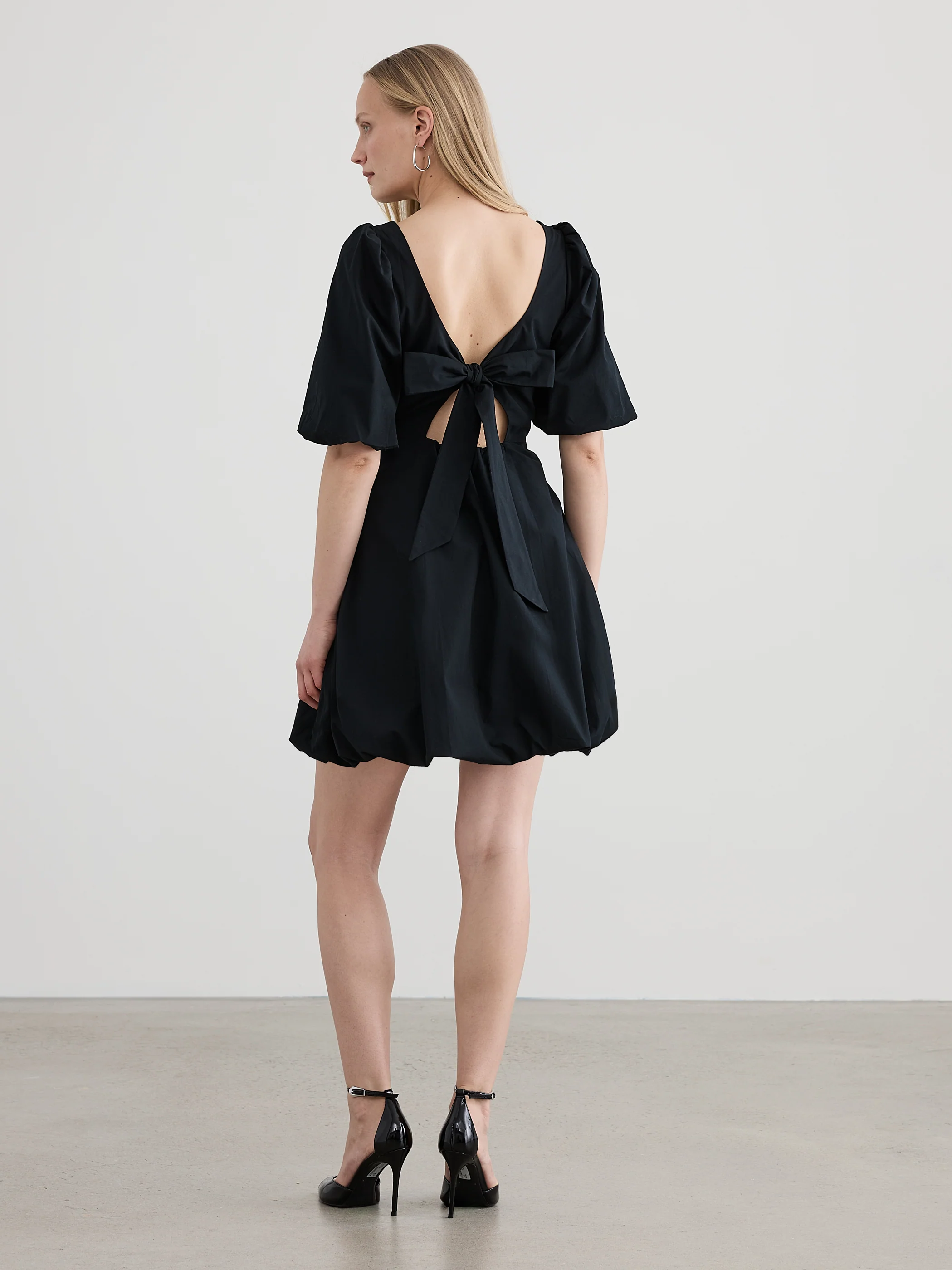Short-Sleeve V-Neck Mini Dress with Bubble Hem - Image 3