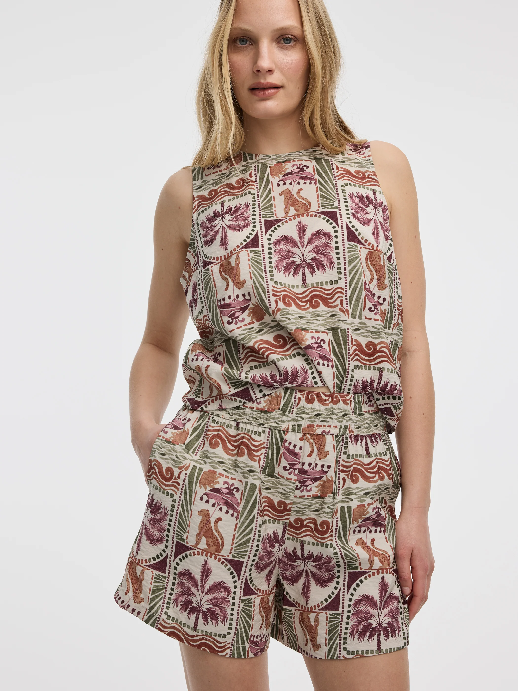 Pull-On Shorts - Image 32