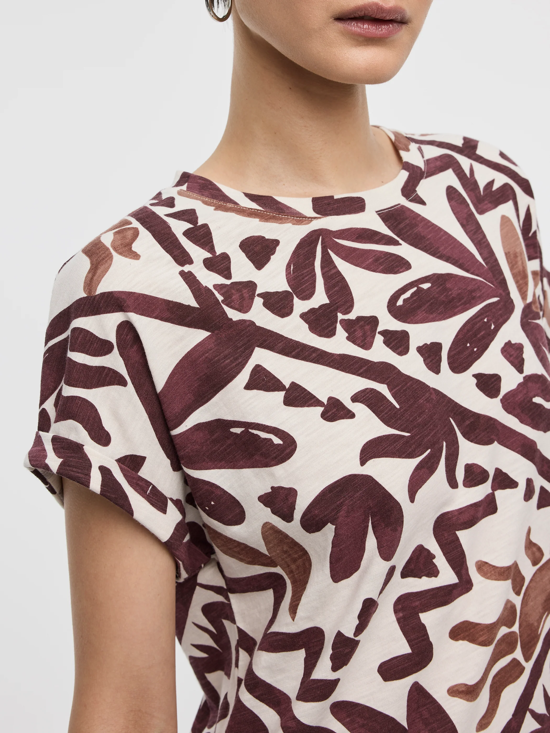 Short-Sleeve Crew-Neck T-Shirt - Image 3