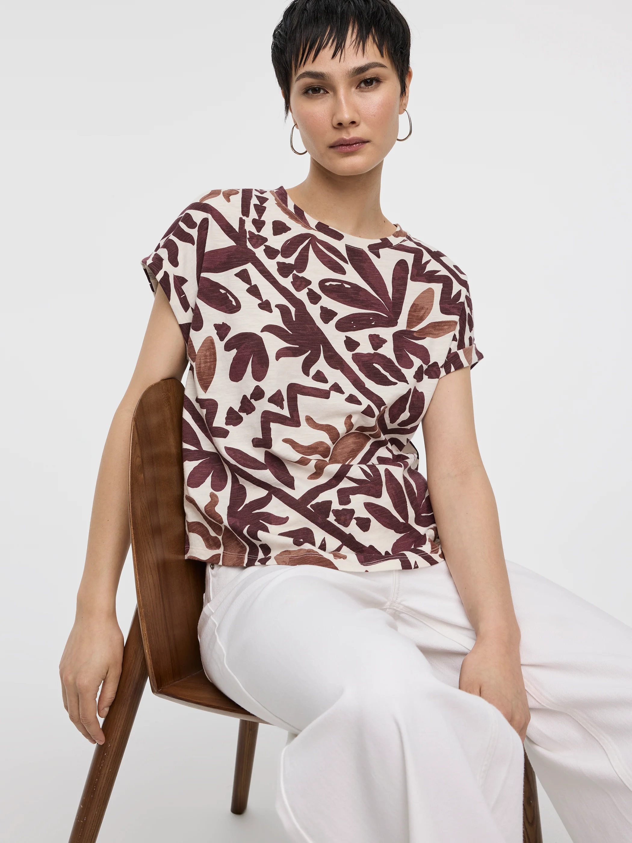 Short-Sleeve Crew-Neck T-Shirt - Image 4