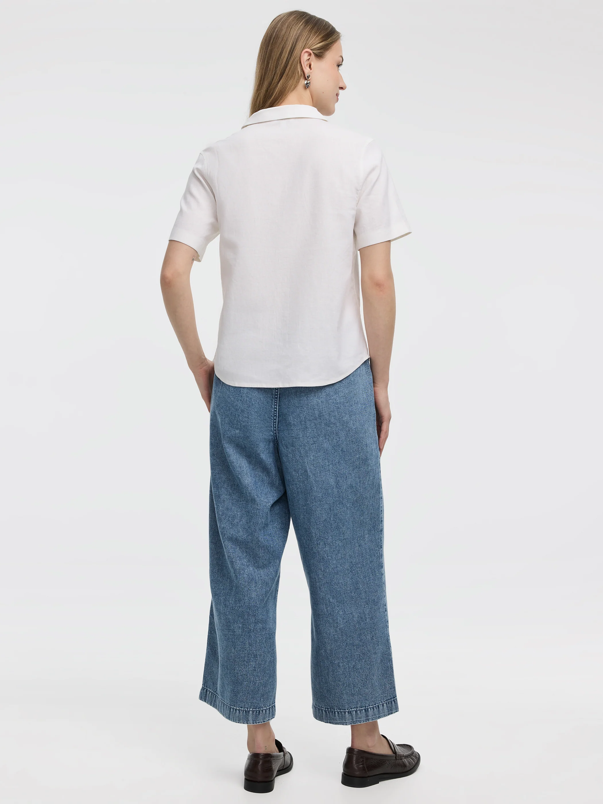 Short-Sleeve Shirt with Pyjama Collar - Image 3